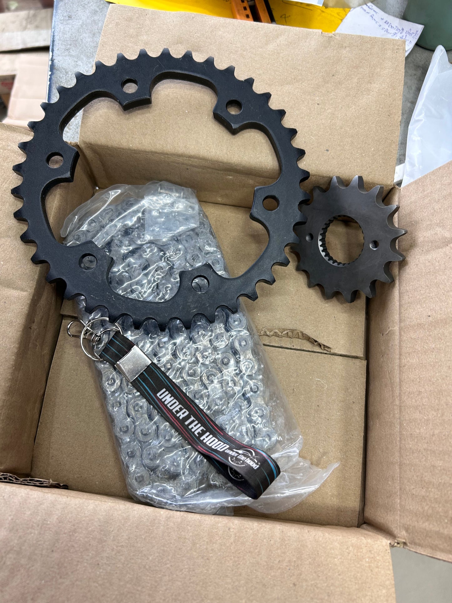 Royal Enfield 888148 – Genuine Chain & Sprocket Kit for Classic & Thunderbird UCE – Dual Disc