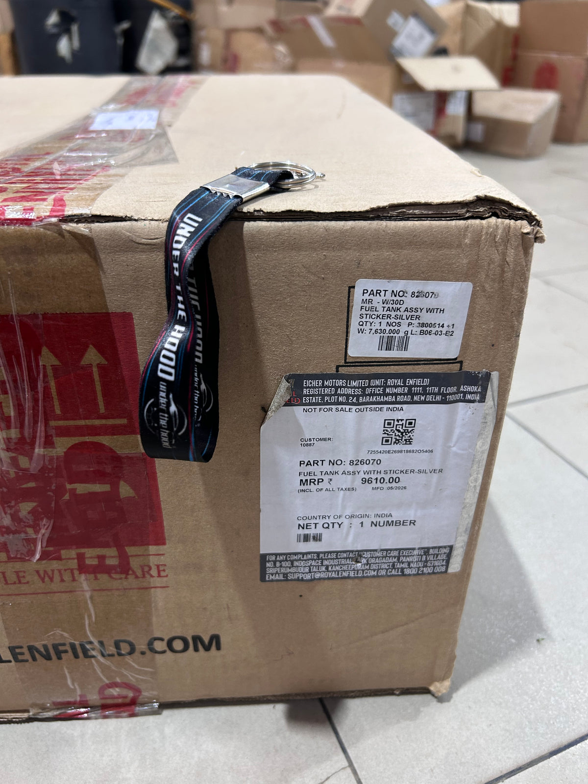 Royal Enfield Classic 350 UCE BS4 Silver Fuel Tank with Sticker – 826070