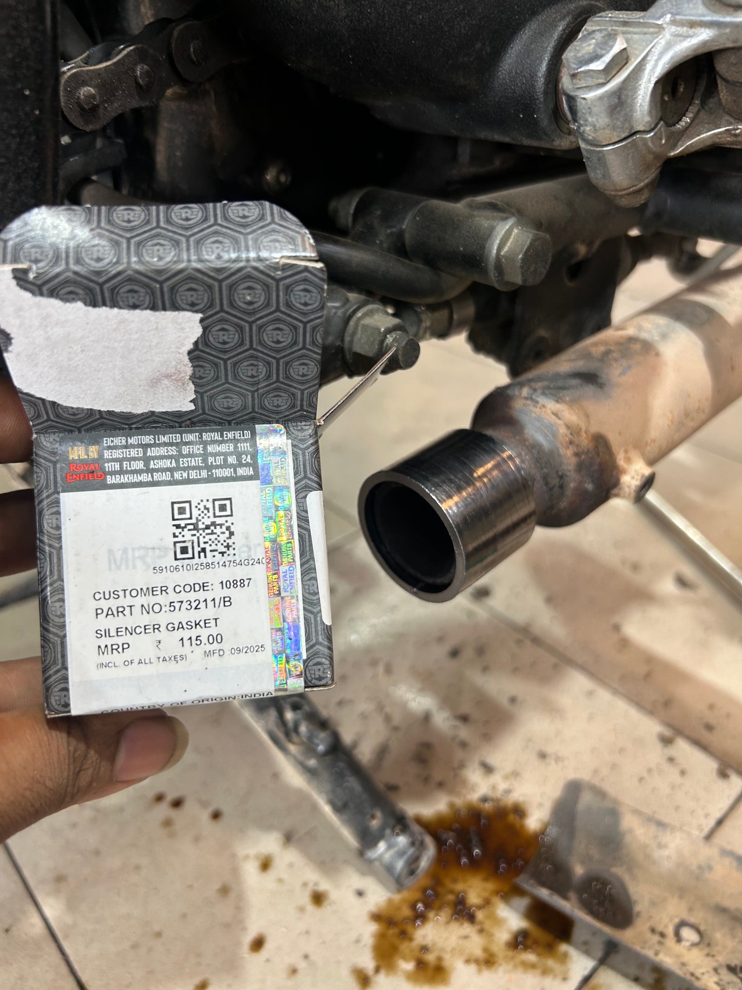 Royal Enfield 573211/B Silencer Gasket – OEM Exhaust Seal for Classic 500, Bullet 500, GT 535, Himalayan, Scram 411 & Bear 650