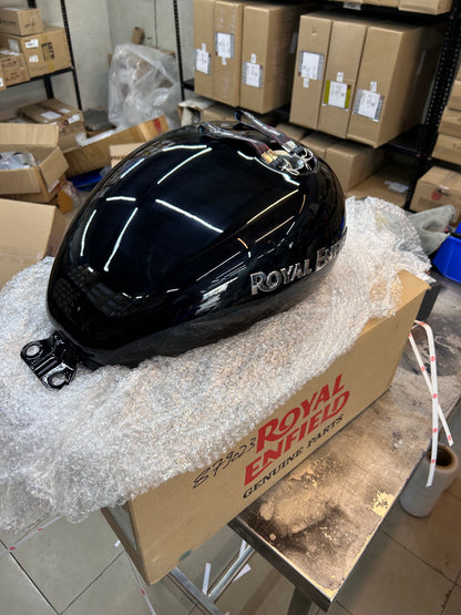 Royal Enfield 879023 - FUEL TANK W/STICKER-FLICKER -TB BVI BS4 (Painted Petrol Tank Assembly)