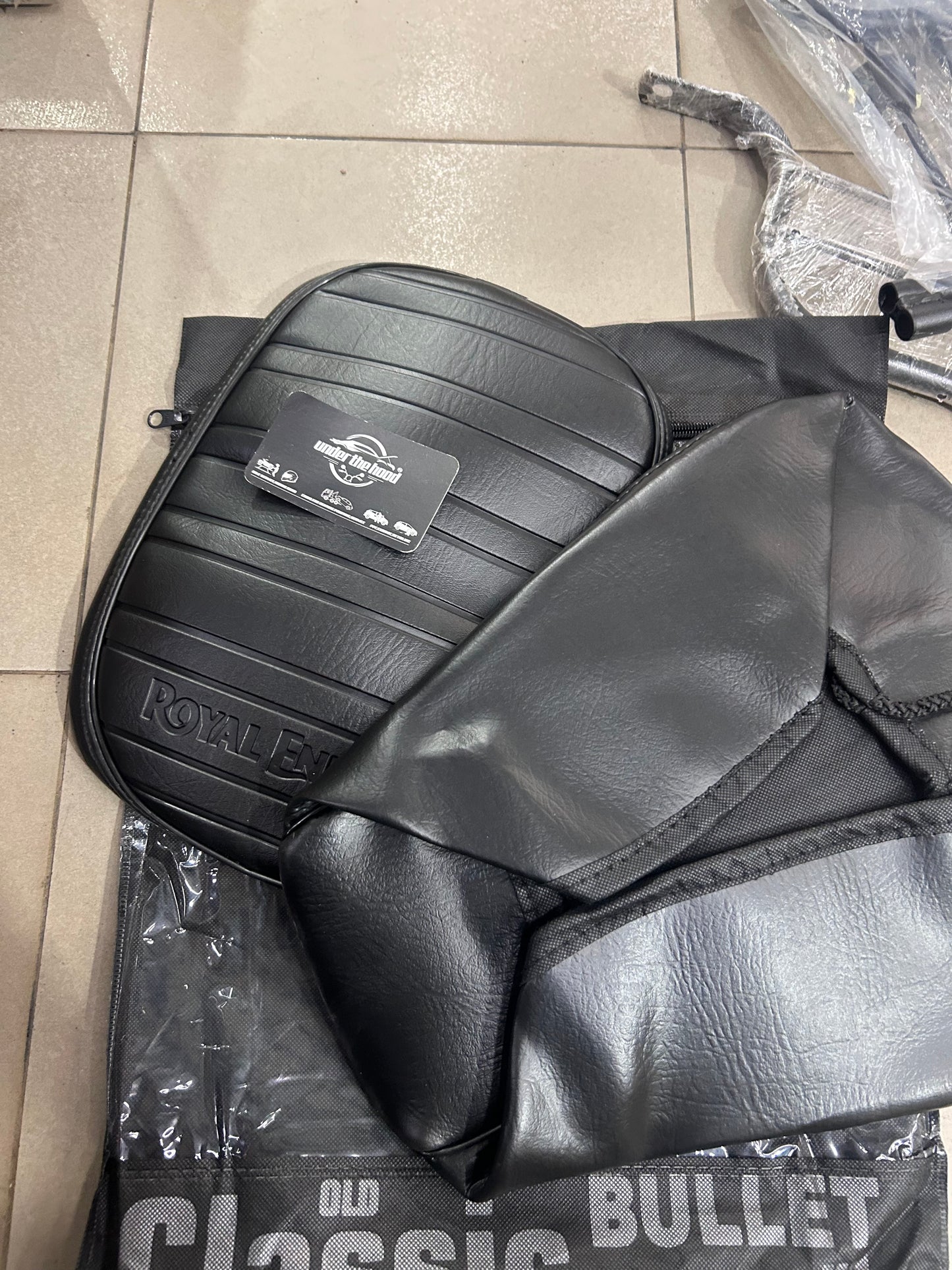 Heavy Duty Seat Cover Set for Royal Enfield Classic 350 & Classic 500 UCE – Black Split Seat Cover Kit (Aftermarket)
