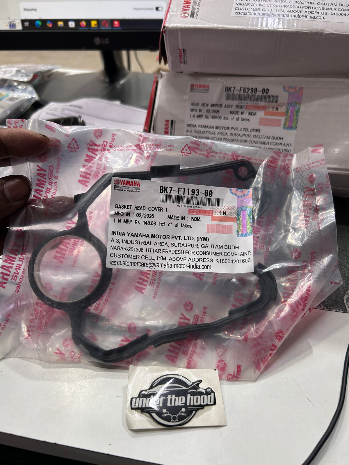 Yamaha Head Cover Gasket BK7‑E1193‑00 – R15 V3/V4/M, MT‑15 & YZF‑155 OEM Seal