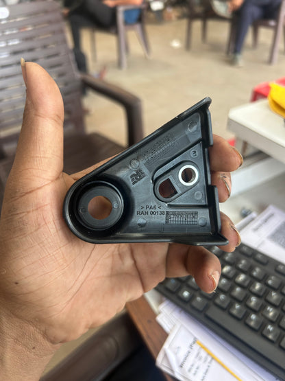 Royal Enfield RAN00138/B – Right Trafficator Holder Bracket (OEM) for Meteor 350