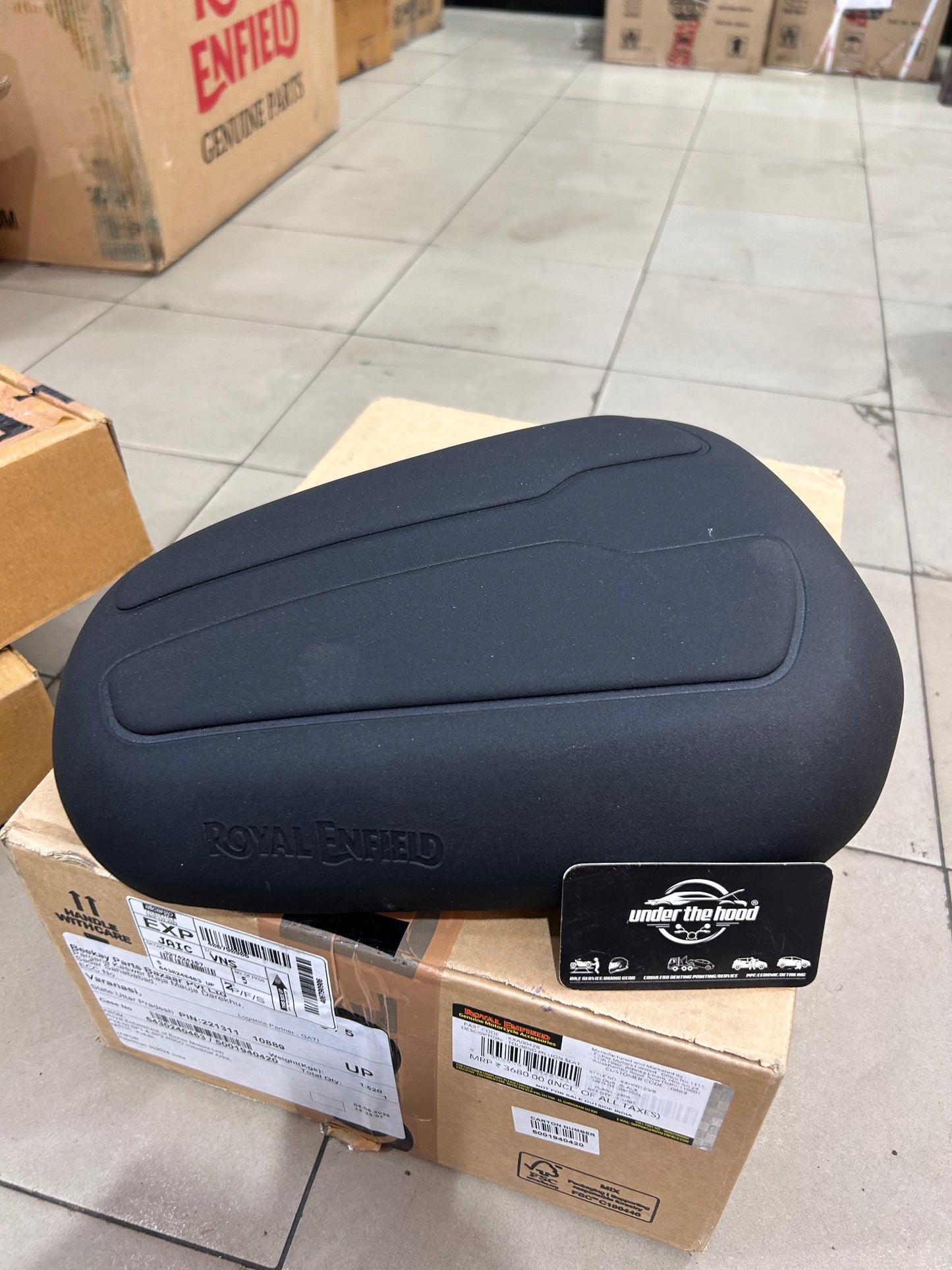 Royal Enfield Black Adventure Passenger Seat for Himalayan 450 – Genuine OEM KXA00428 | Best with KXA00427 Rider Seat