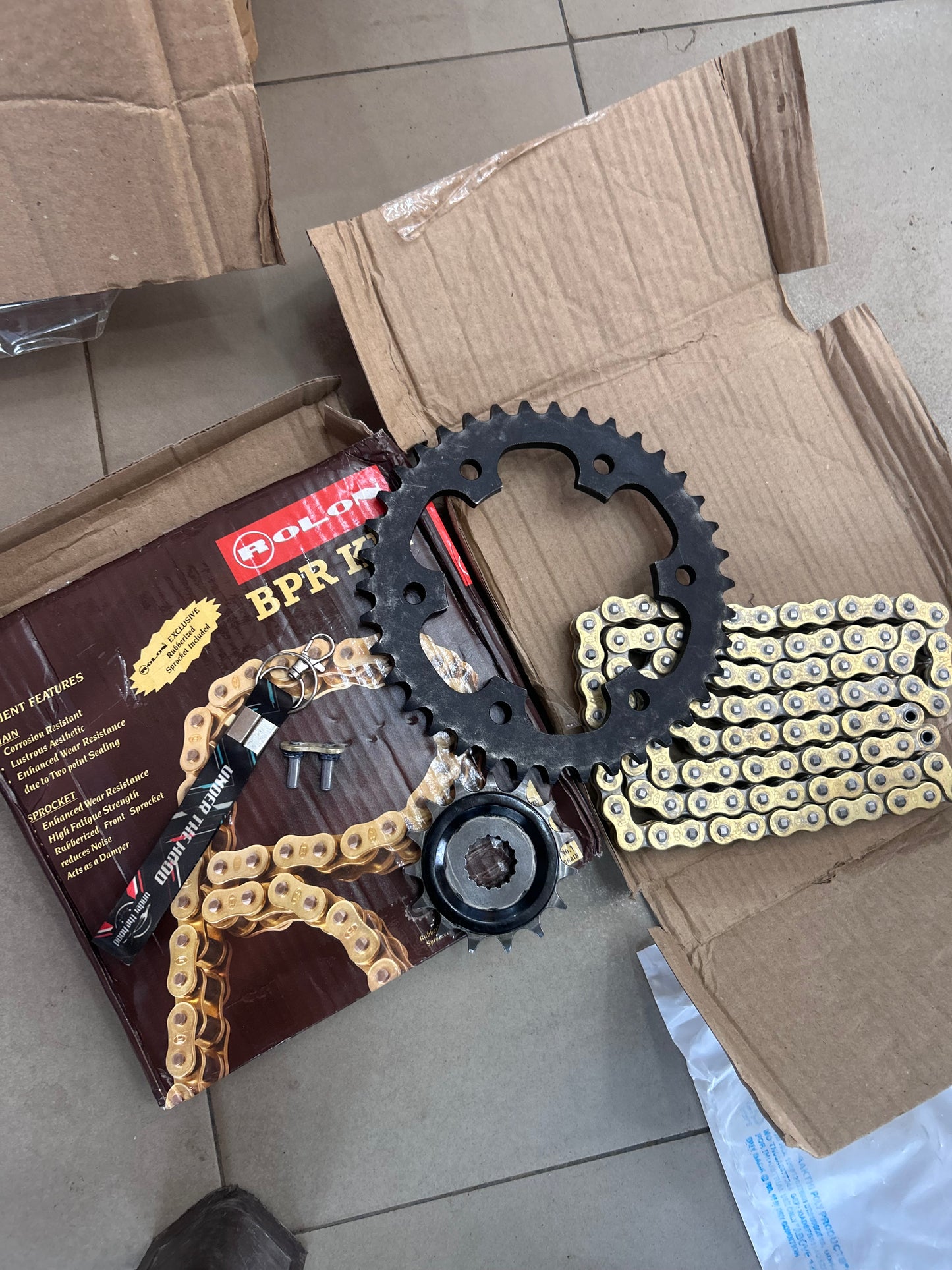 Rolon KIT HAXRC 323NF Brass Noise-Free Chain & Sprocket Kit for Royal Enfield Interceptor 650 / Continental GT 650 (15T / 38T / 100L)
