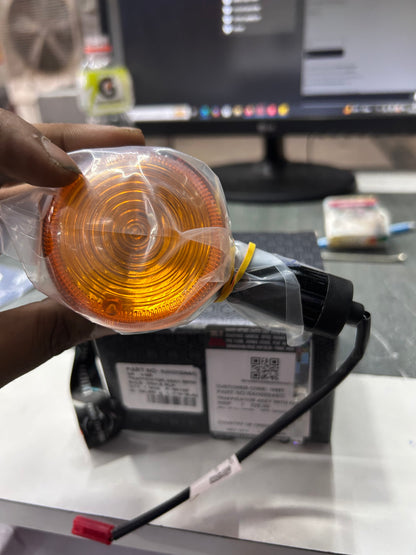 Royal Enfield Trafficator (Indicator) Assembly with Bulb – FRH & RLH — Meteor 350 (BS6 / Euro 5, J-Series) — RAN00044/C