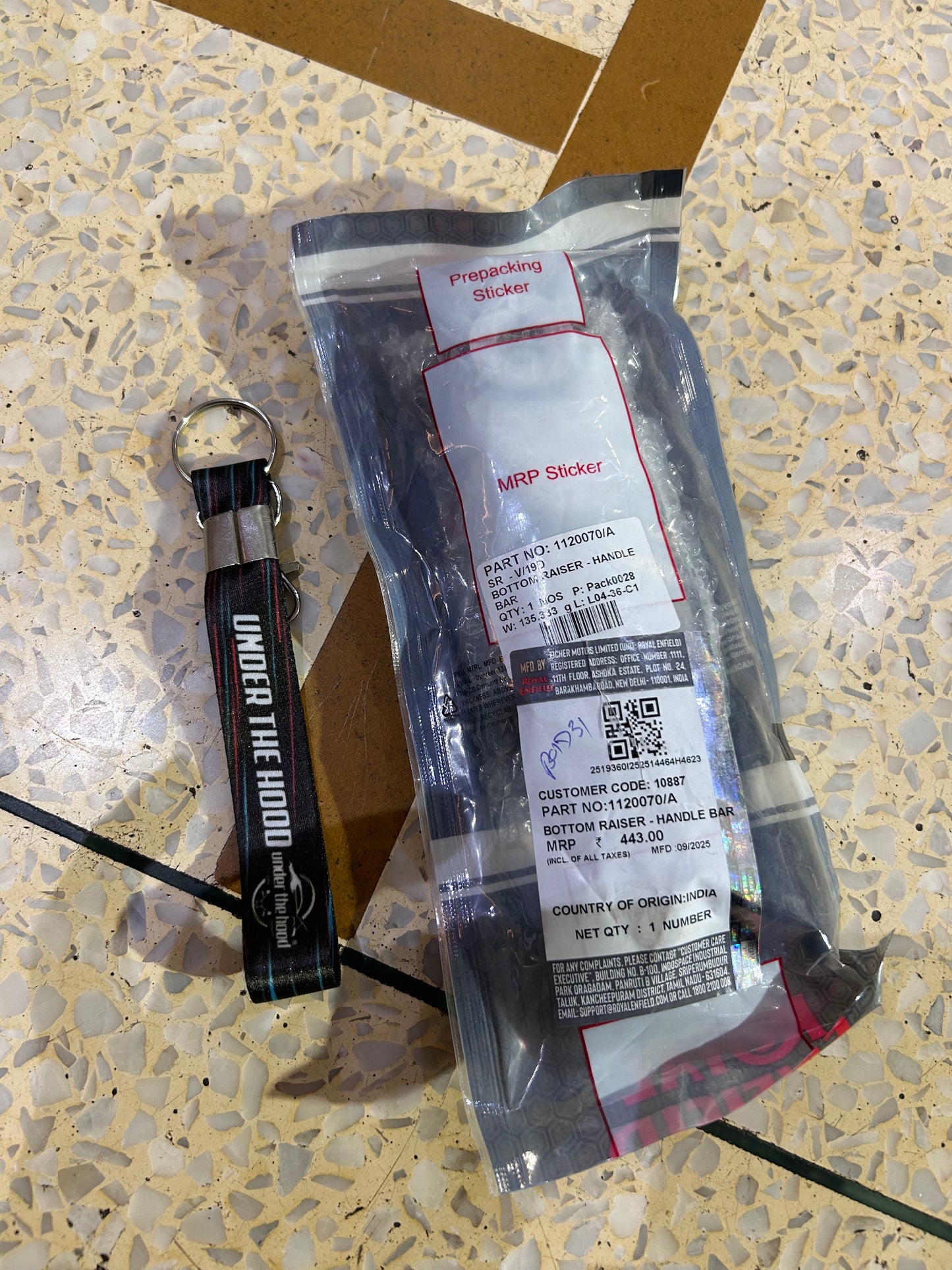 1120070/A – Bottom Raiser, Handle Bar for Thunderbird 350X (BS4), Thunderbird 500X (BS4) & Thunderbird 350/500 UCE (NTB) – Genuine Royal Enfield