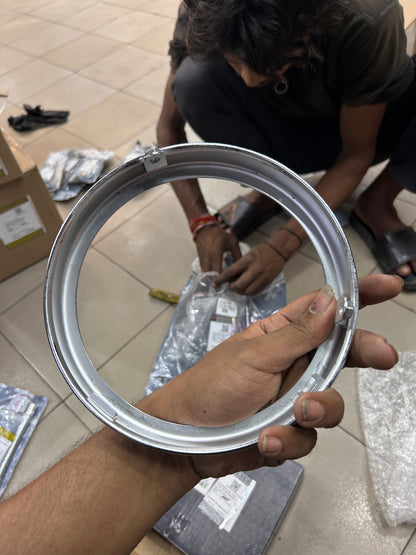 Royal Enfield RAN00065/B – Headlamp Rim Assembly (Chrome/Silver, OEM for Interceptor 650 & Continental GT 650)