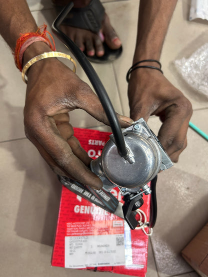 Hero Genuine Carburettor Assembly (Carburetor Assy) for Splendor+ / Passion Plus | Part No 16100KCC942S New Part Number 16100KWH762S