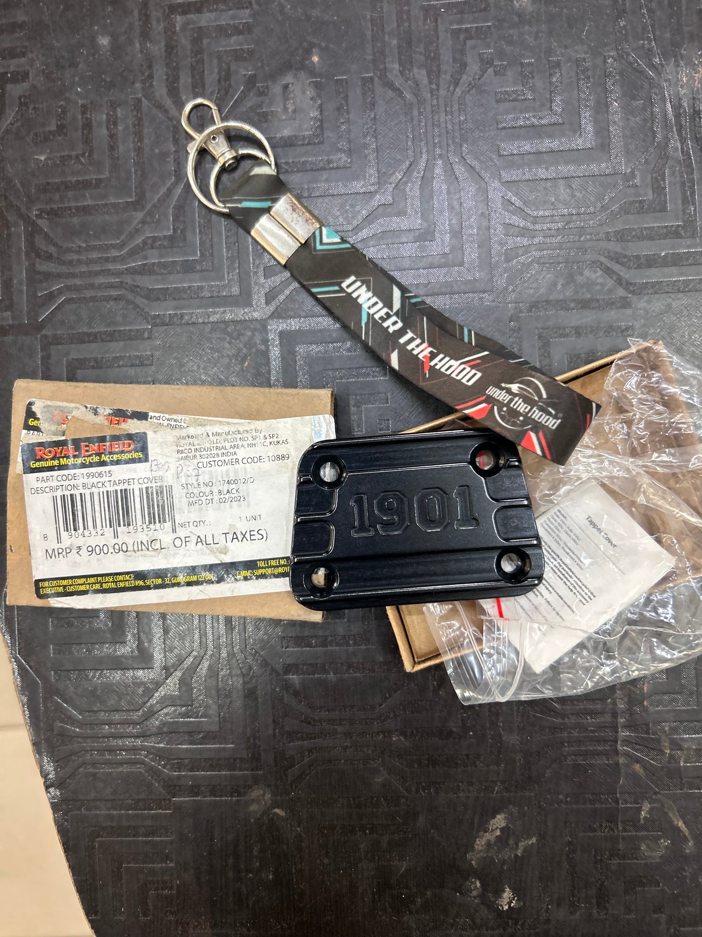 Royal Enfield 1990615 Black Tappet Cover — OEM Machined Aluminium Inspection Cover for UCE Models