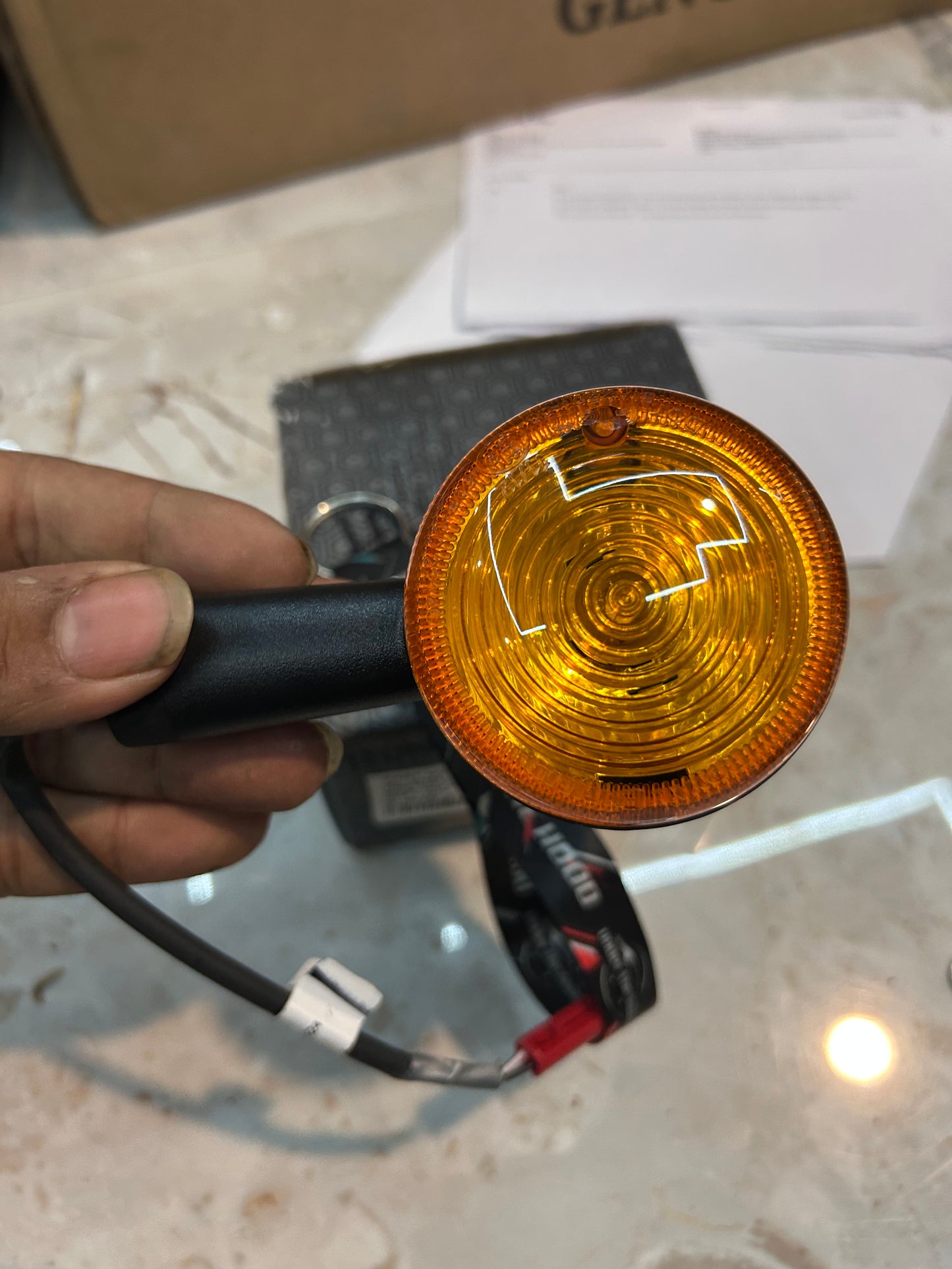 Royal Enfield RAN00046/A – Trafficator Assembly with Bulb (FRH or RLH) for Hunter 350