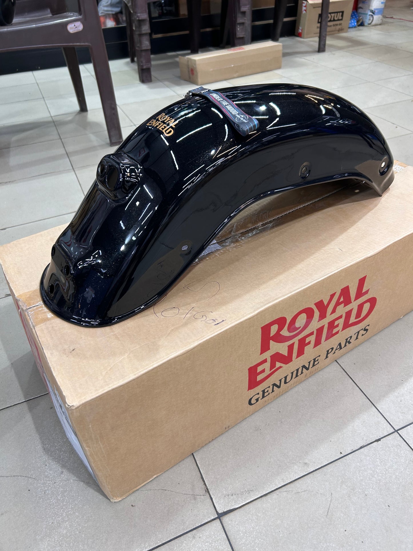 Royal Enfield RAQ00952/A Rear Mudguard with Sticker – Metallic Gloss Black – Bullet 350 Standard Black (J-Series BS6) – Genuine OEM