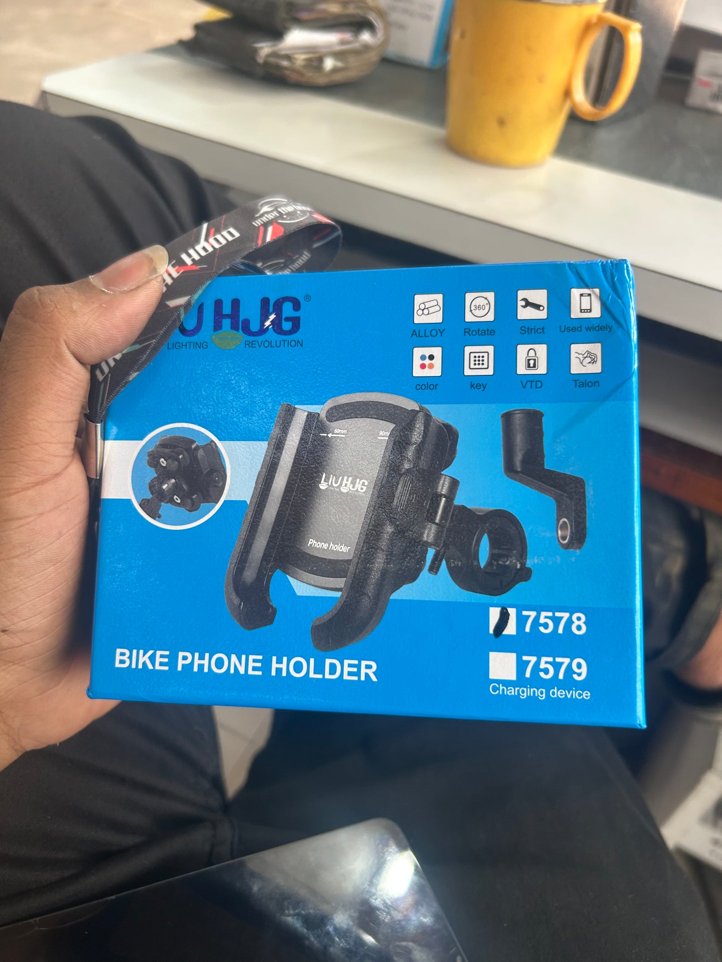 LIU HJG Aluminum Alloy Motorcycle Mobile Holder – With & Without Fast Charging (7578 / 7579)