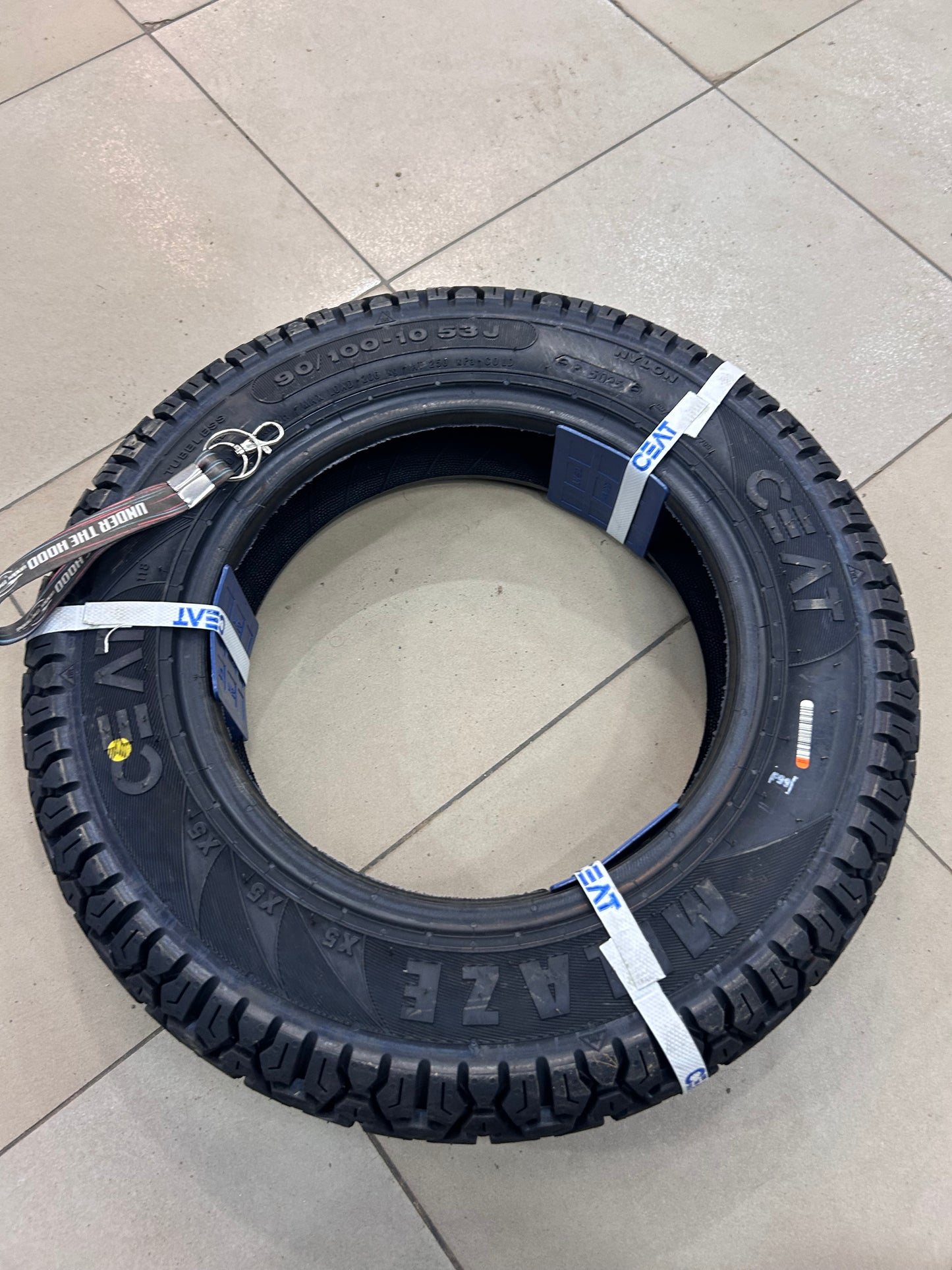 CEAT Milaze 90/100-10 53J Tubeless Scooter Tyre – Front/Rear – Activa / Jupiter / Dio / Access