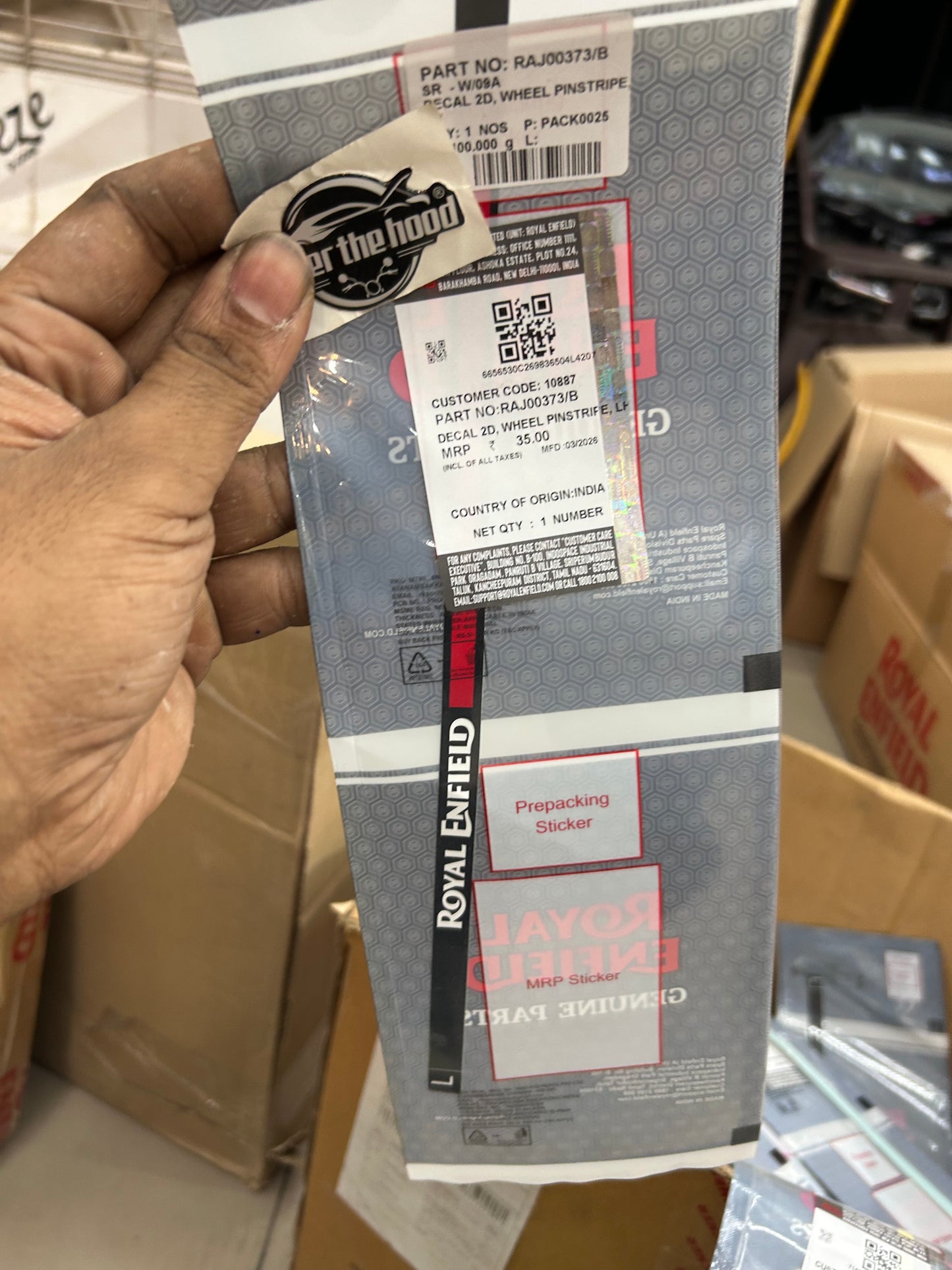 Royal Enfield RAJ00372/B + RAJ00373/B - 2D Wheel Decal Combo (LH+RH) - Wheel Pinstripe (RH+LH) - Genuine Rim Stickers