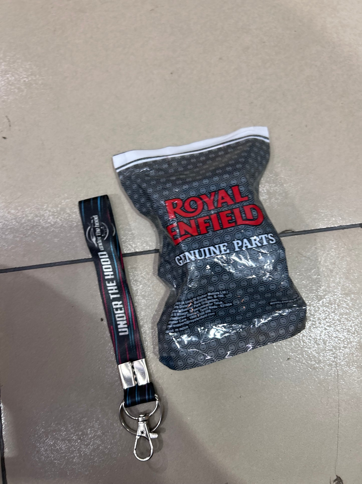 Royal Enfield J-Series 350 Throttle Body Adaptor 1570236