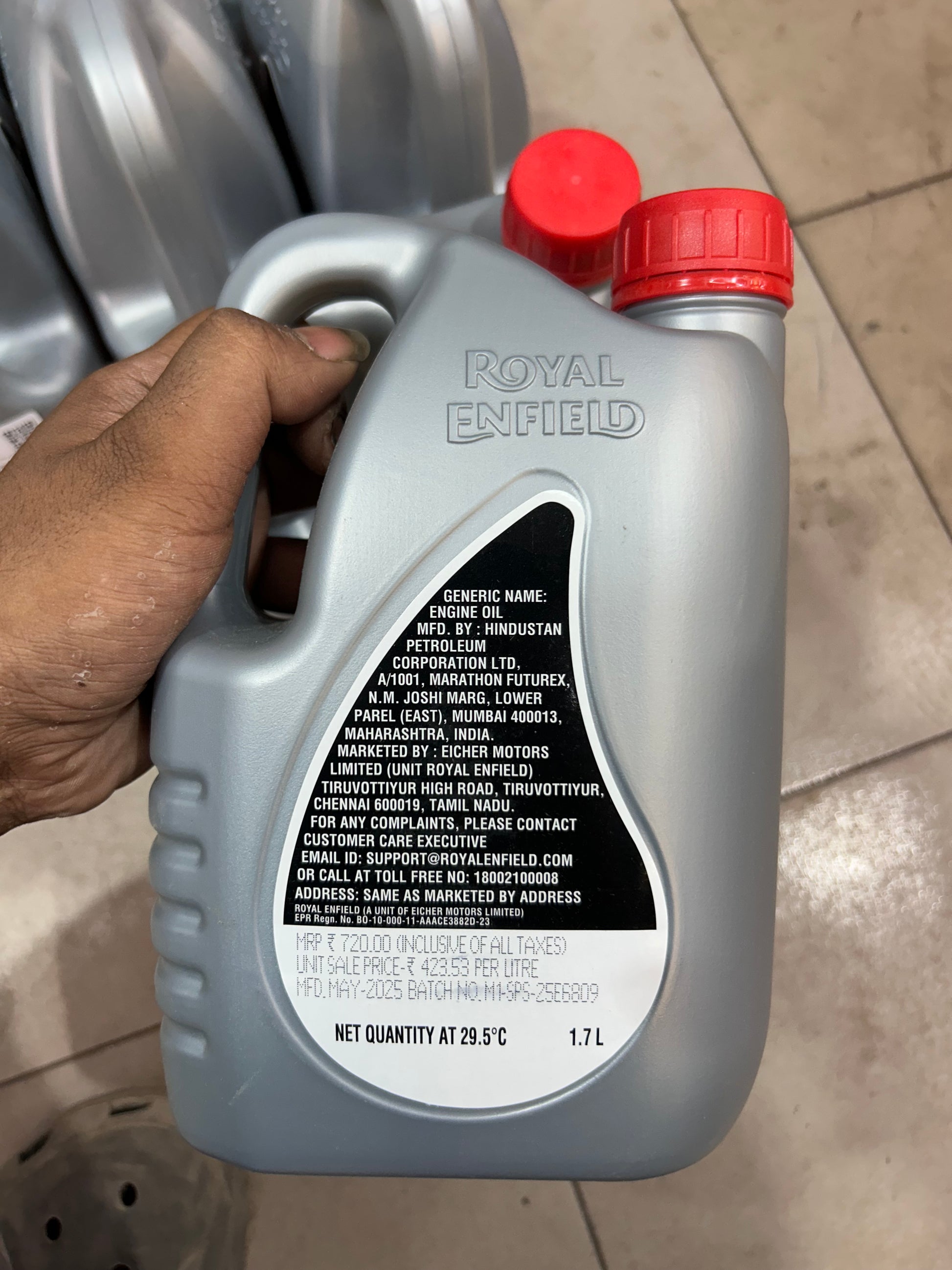 Royal Enfield Genuine Engine Oil 15W50 – For Classic, Reborn, Meteor, Hunter LTR(New Royal Enfield)