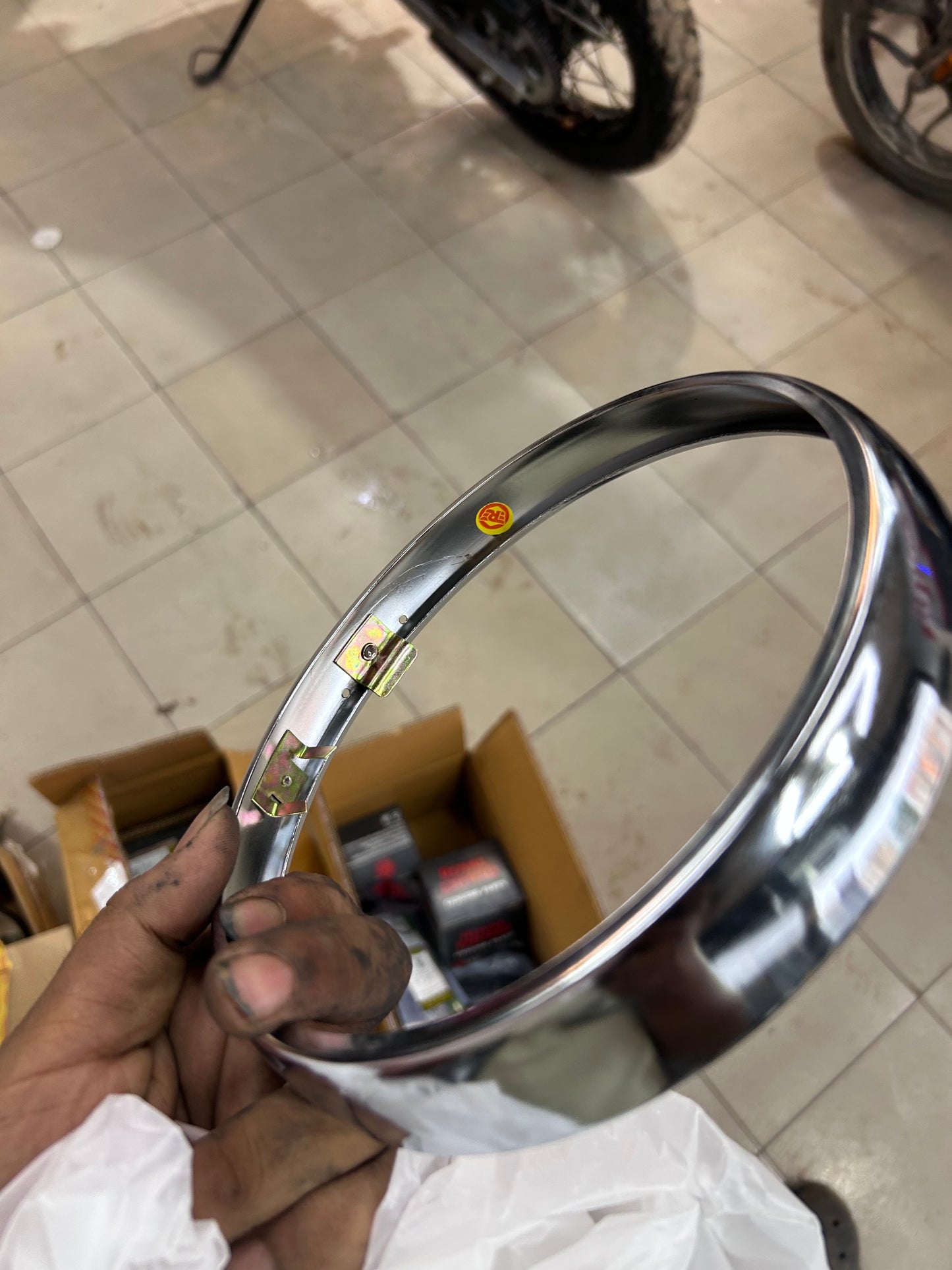 Royal Enfield 583888/A Headlamp Outer Rim – Chrome Ring (Classic/Bullet/Electra)