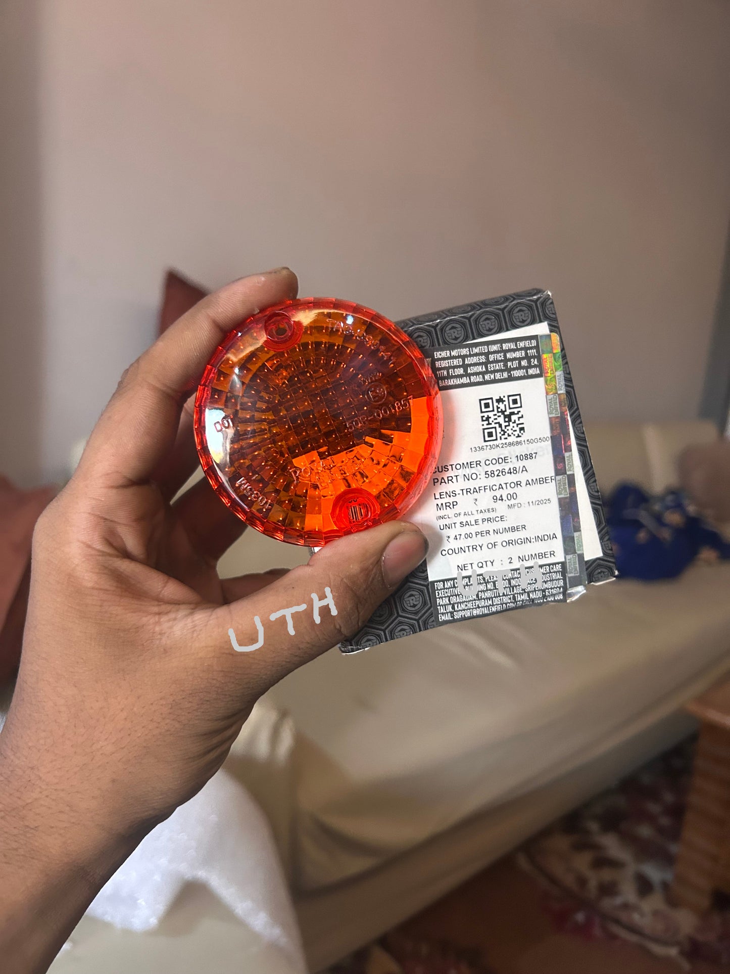 582648/A amber indicator lens – Royal Enfield UCE