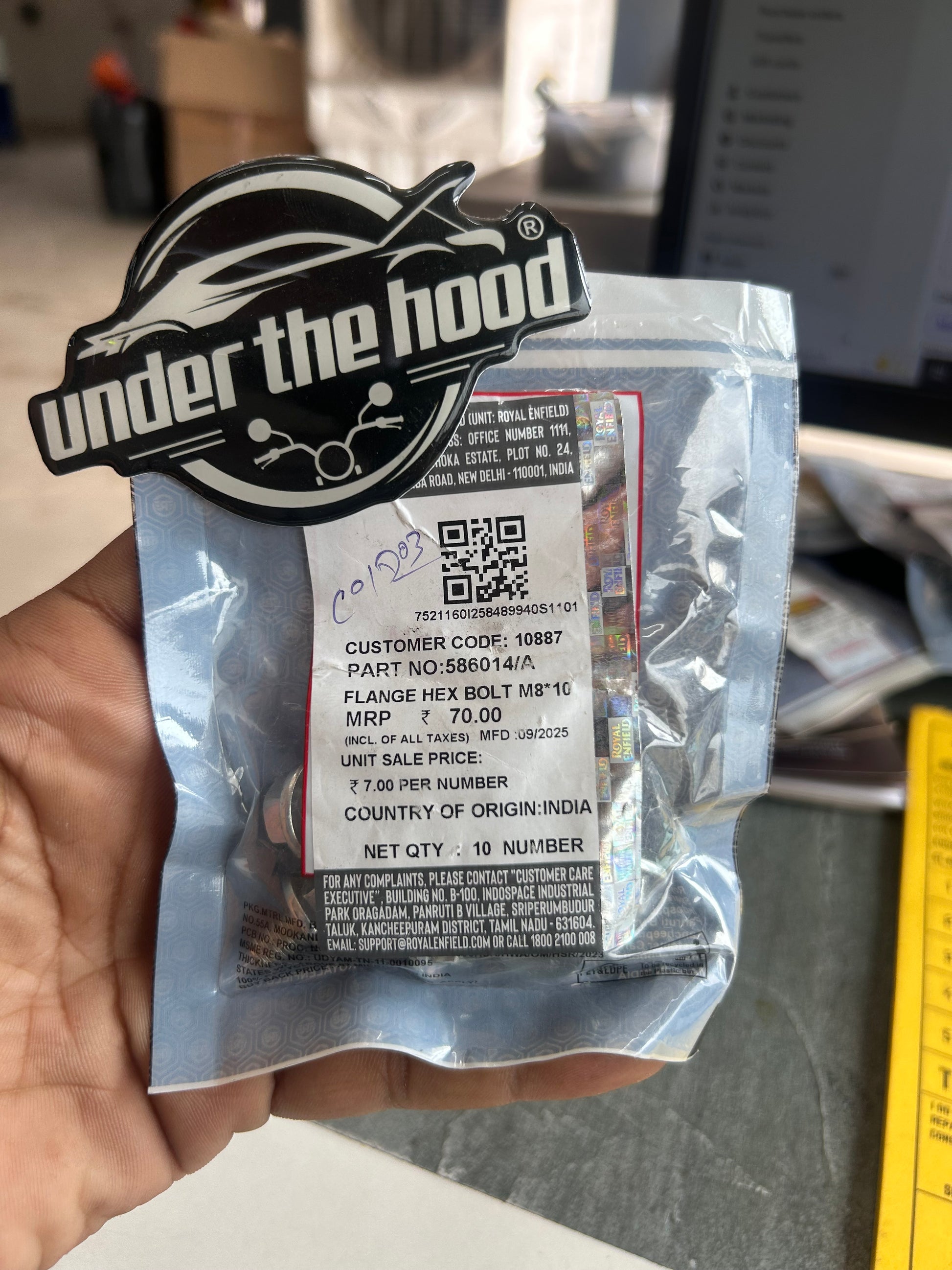 Genuine Royal Enfield M8×10 flange bolt single / pack of 10