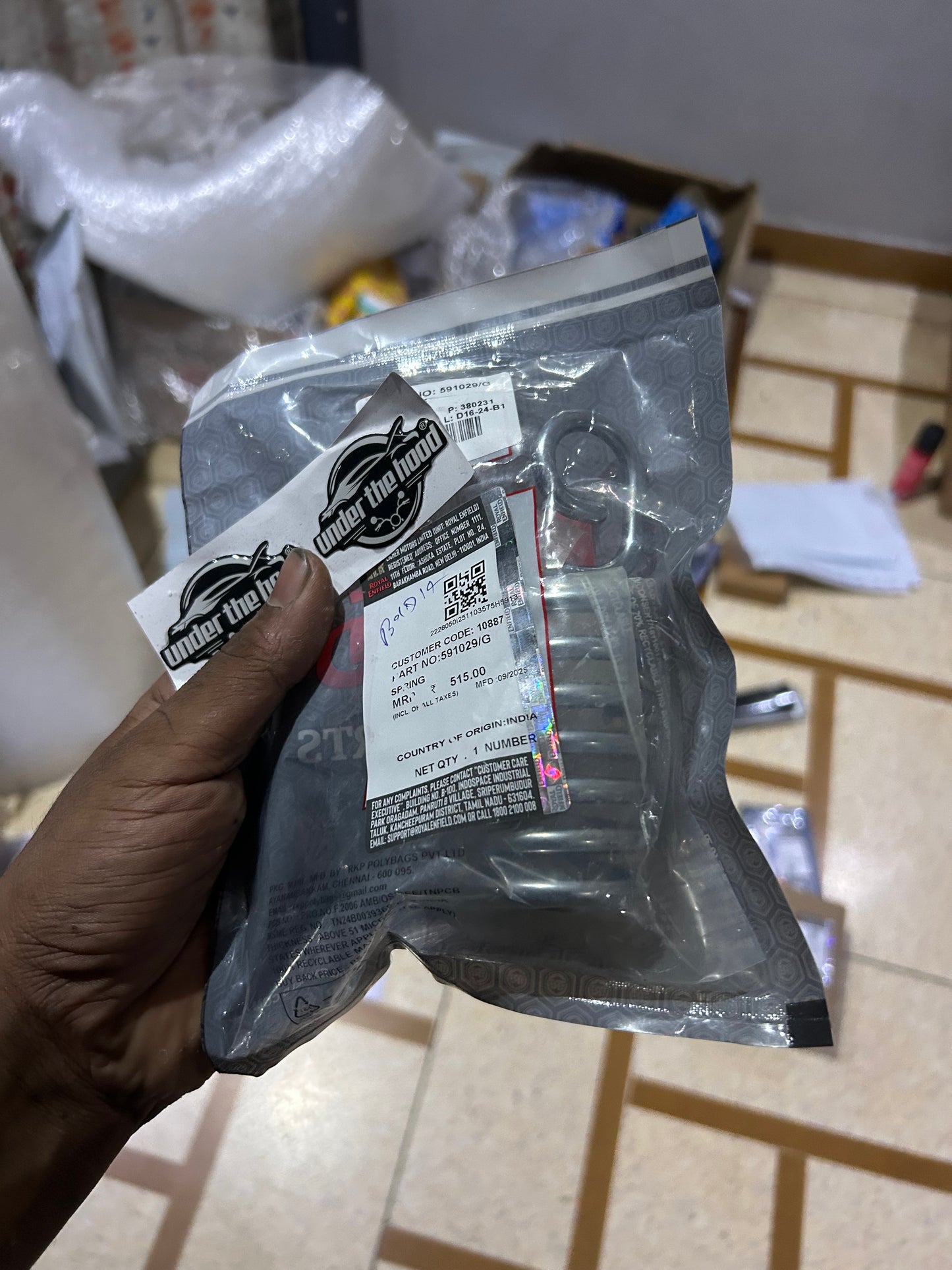 Royal Enfield 591029/G – Seat Spring (OEM Genuine Spring for Seat Suspension)