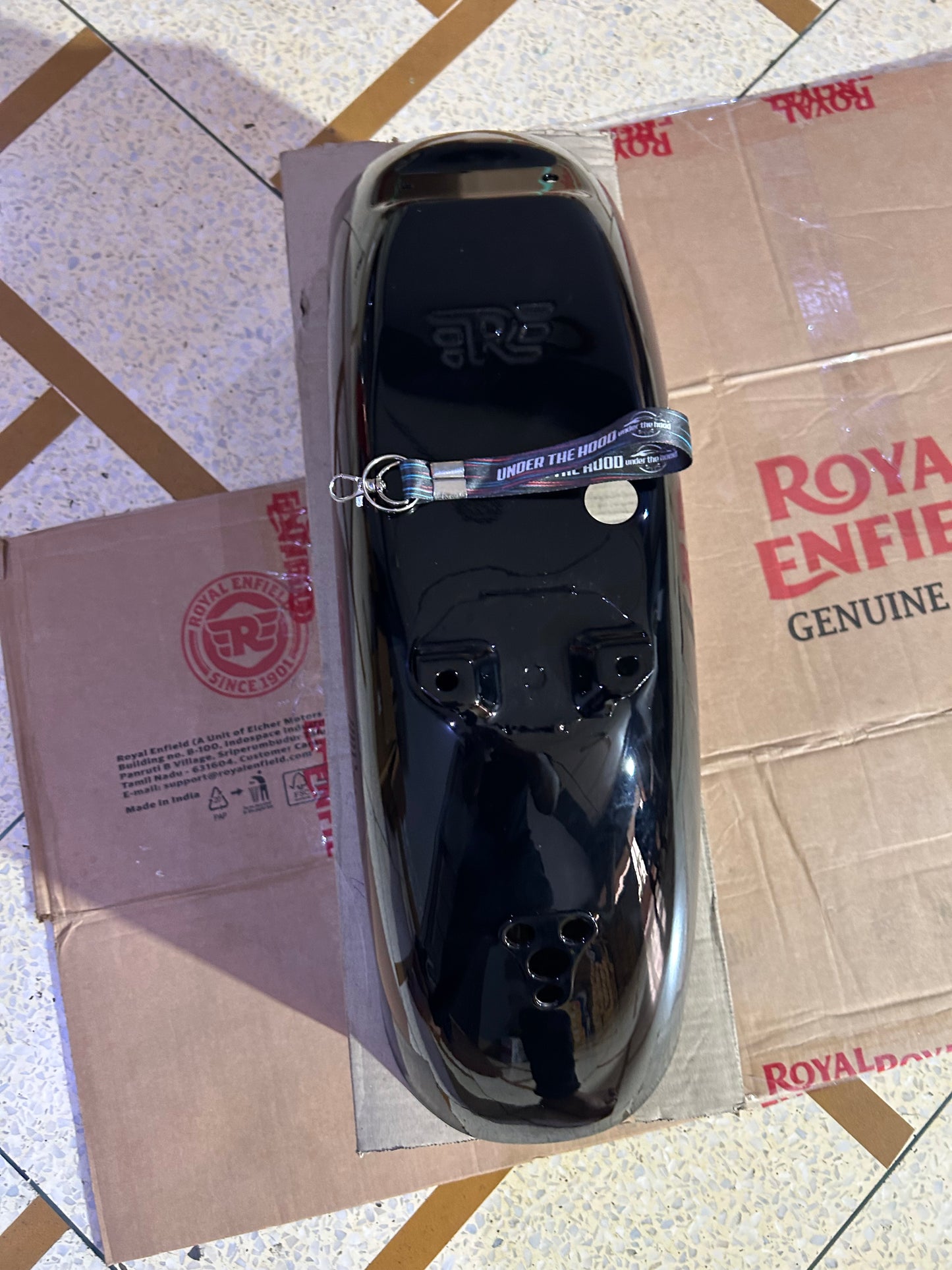 Rear Mudguard Assembly (Rear Fender) – Black for Royal Enfield Meteor 350 (Verify by Part No.) – RAQ00282/A