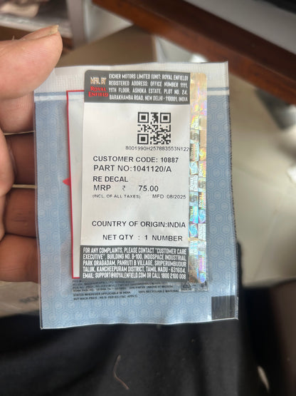 Royal Enfield 1041120/A – Tank Decal Badge (Green-Gold, “Made Like a Gun”) – Classic 350 BS4