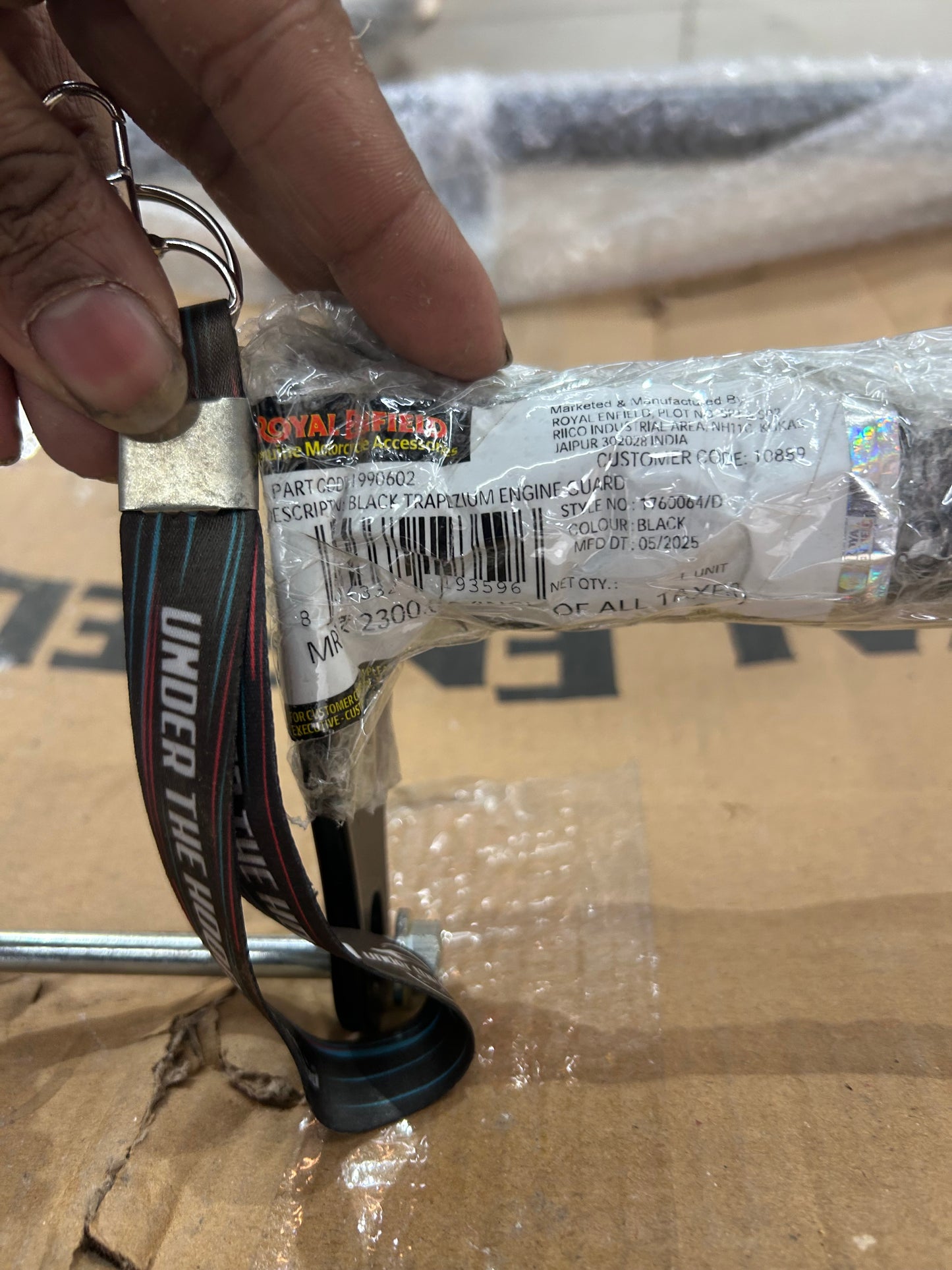 Royal Enfield 1990602 Black Trapezium Engine Guard (32 mm) — OEM Crash Bar for Classic/Bullet/Electra UCE