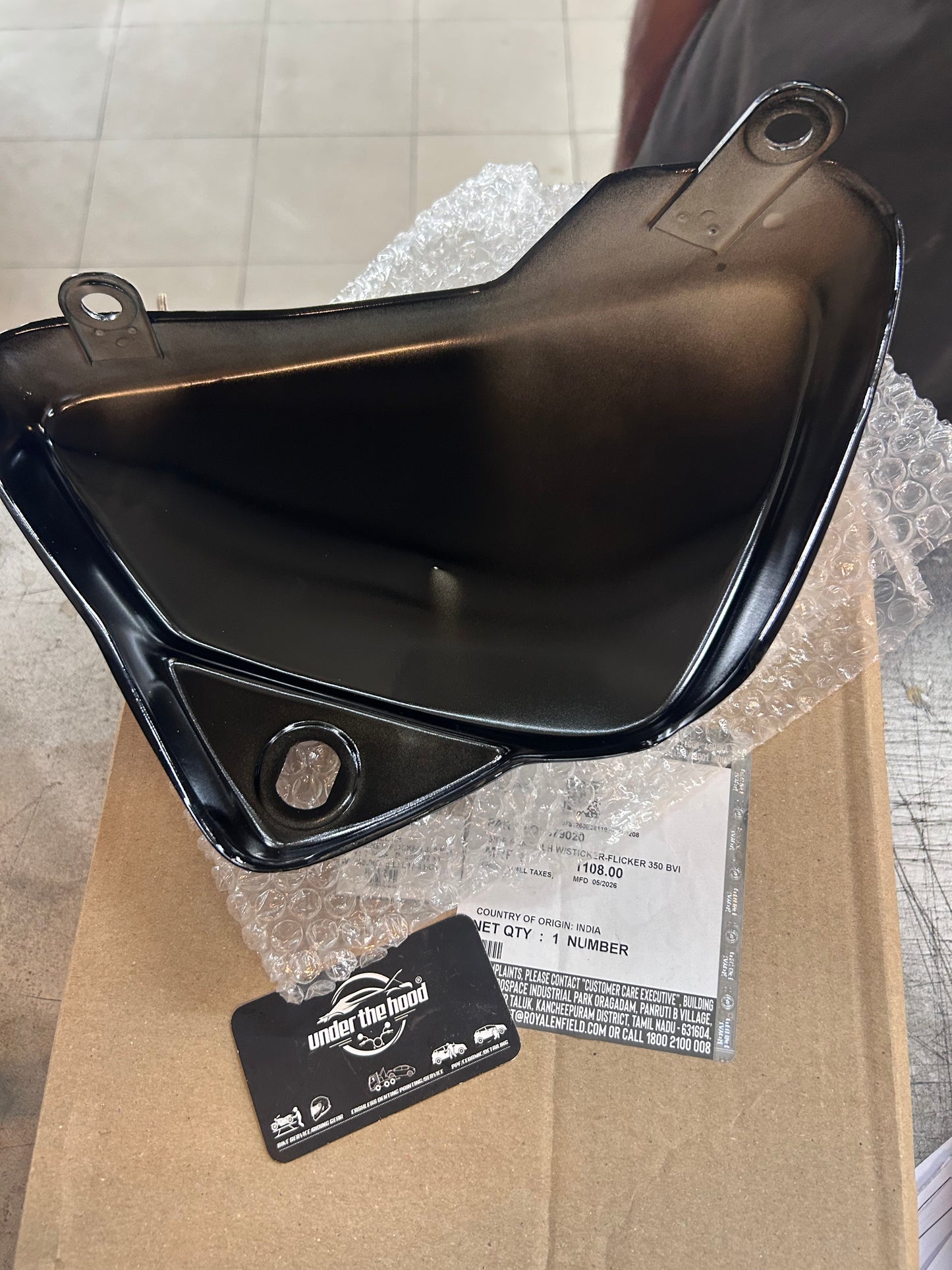 Royal Enfield Side Panel LH with Sticker 879020 for Thunderbird 350 Flicker