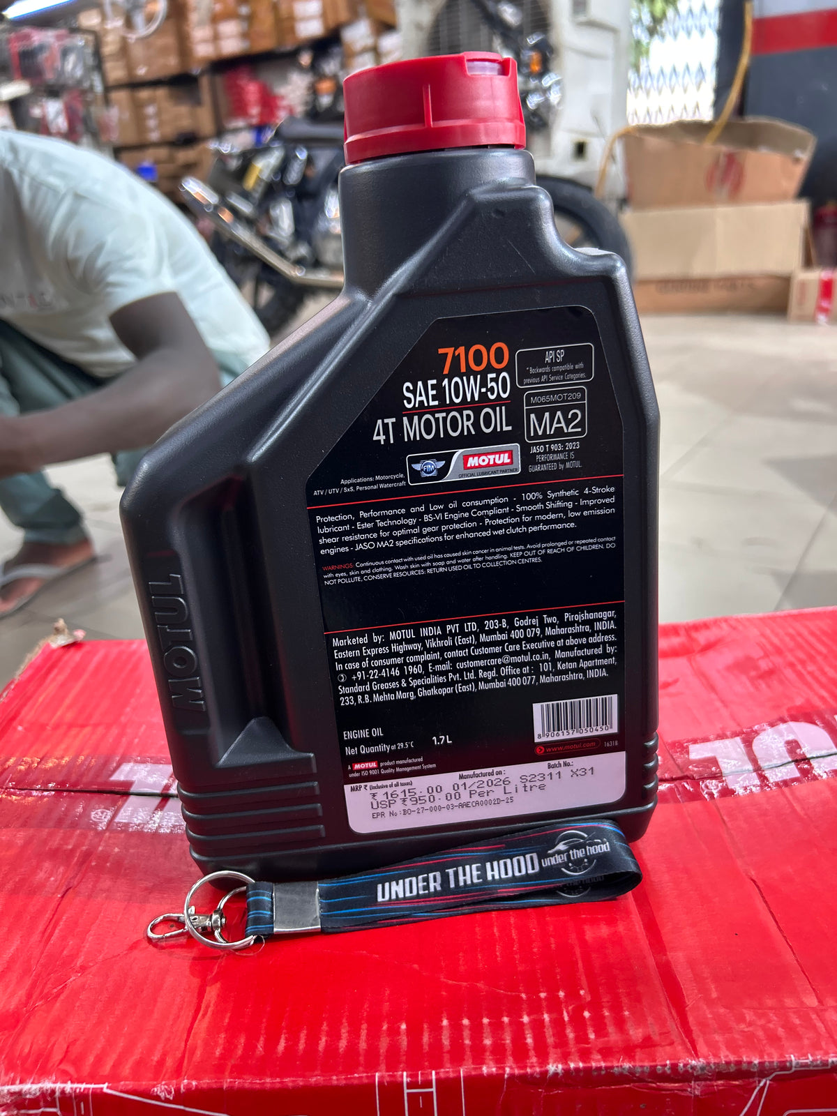 Motul 7100 4T 10W-50 Engine Oil (API SP, JASO MA2) – 100% Synthetic Ester – 1L / 1.5L (Select Pack Size)