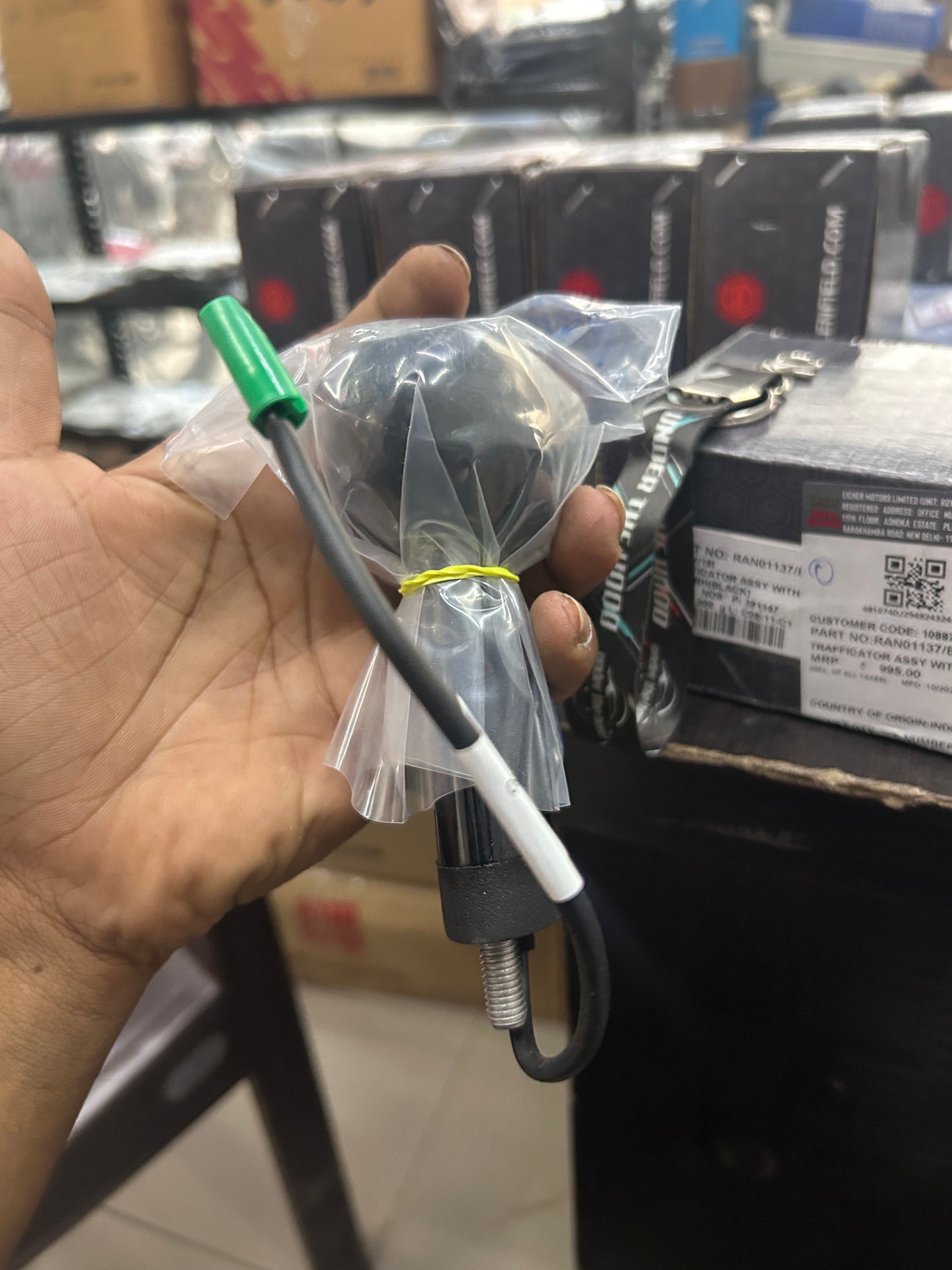 Royal Enfield Rear-Right LED Indicator (Black) — All New Classic 350 J-Series – Dark Gunmetal Grey — RAN01137/A | Genuine OE