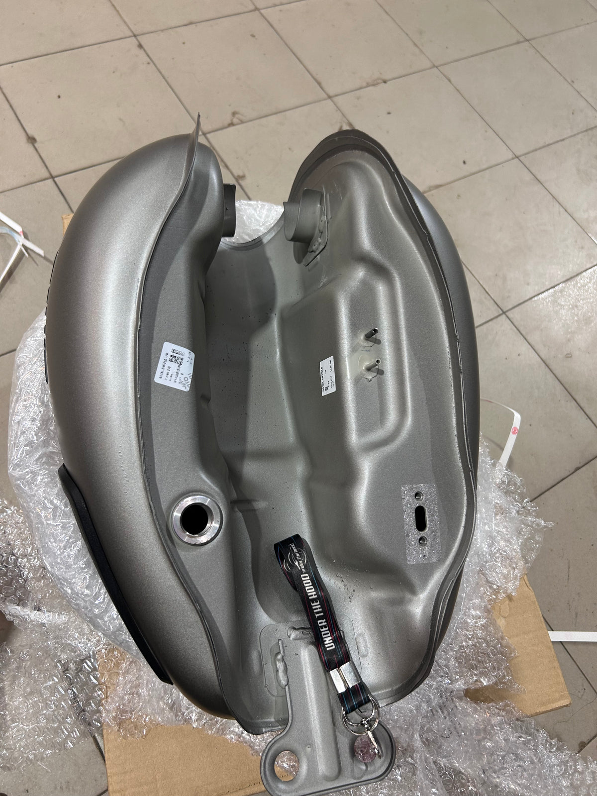 Royal Enfield Classic 350 UCE Gunmetal Grey ABS Fuel Tank with Sticker – RAK00080/C