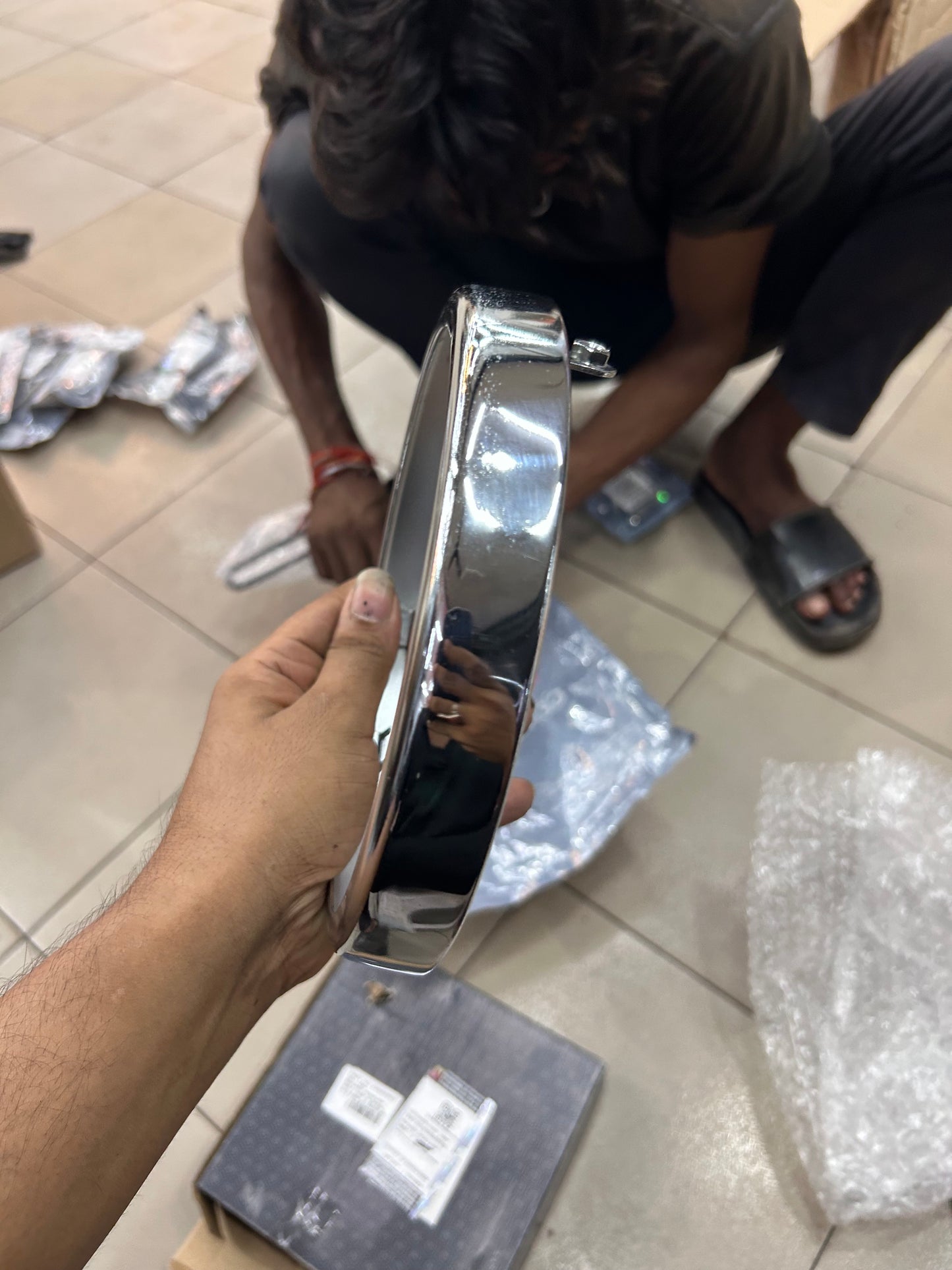 Royal Enfield RAN00065/B – Headlamp Rim Assembly (Chrome/Silver, OEM for Interceptor 650 & Continental GT 650)