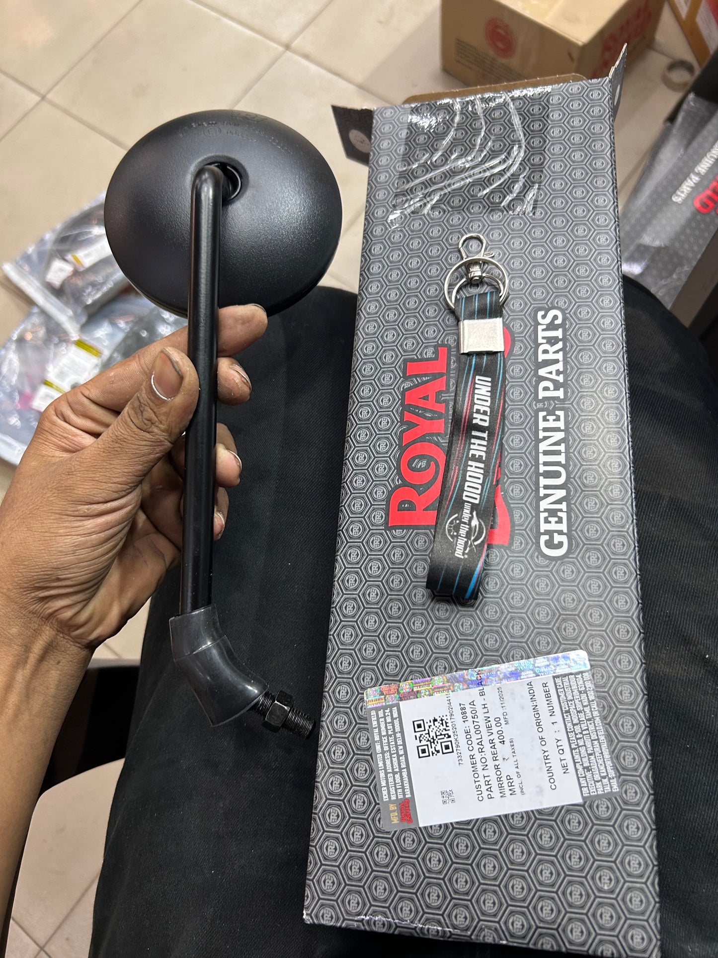 Royal Enfield RAL00750 – Mirror Rear View LH Black for Classic 350 Reborn (J-Series, OEM Left-Side Mirror)