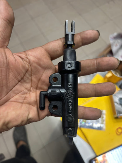 Royal Enfield RAB00041/E – Rear Master Cylinder Assembly (J-Series) 