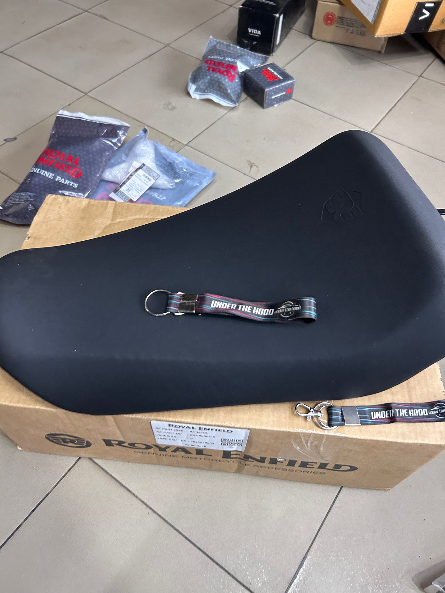 Royal Enfield Himalayan 411 Black Touring Rider Seat 1990208