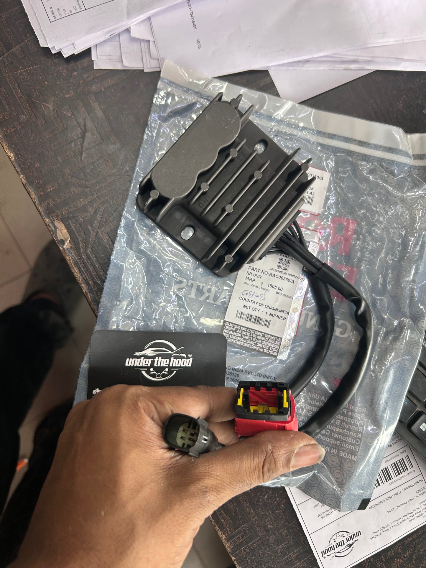 Royal Enfield RAC00360/A – RR Unit (Regulator Rectifier, Tyco Make, 7-Wire) for Meteor 350 & Classic 350 (2021–2024)