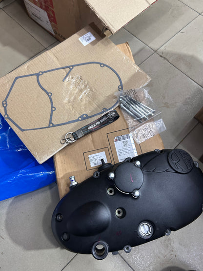 890040 – COVER RH ASSY (Matt/Textured Black, Right-Hand Engine Cover Assembly) for Thunderbird 350X (UCE) & Thunderbird 500 BS3 – Genuine Royal Enfield