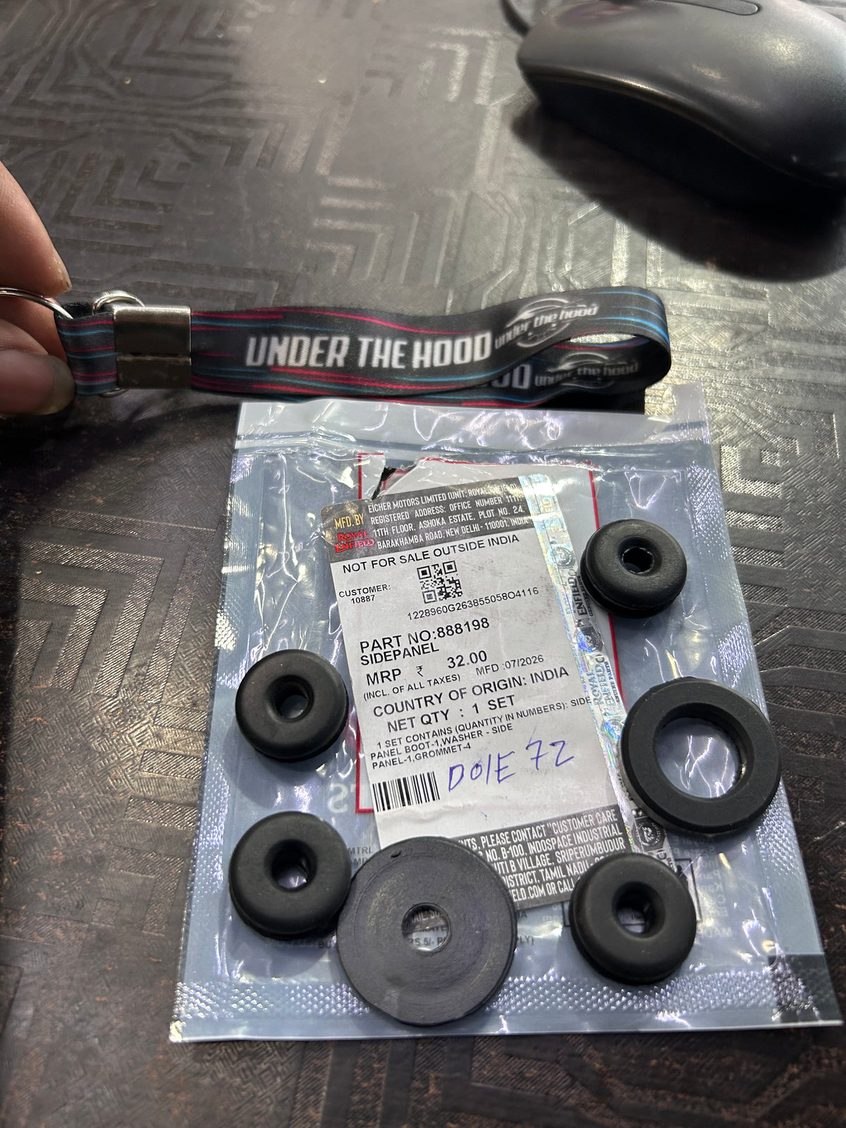 Royal Enfield Thunderbird 350 500 Side Panel Grommet Washer Boot Kit 888198