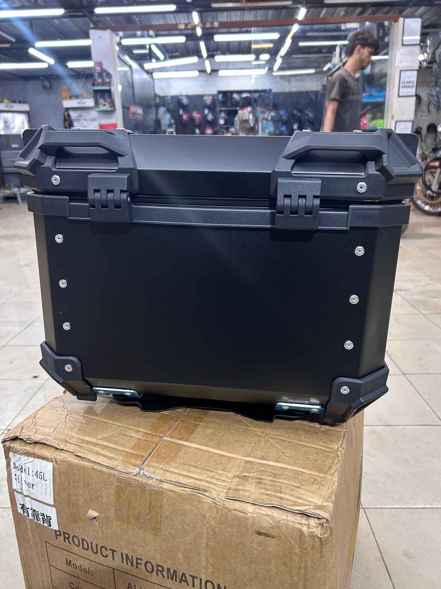 BS Auto 45L Aluminium Top Box – Black & Silver | Waterproof, Secure, Touring Luggage Case