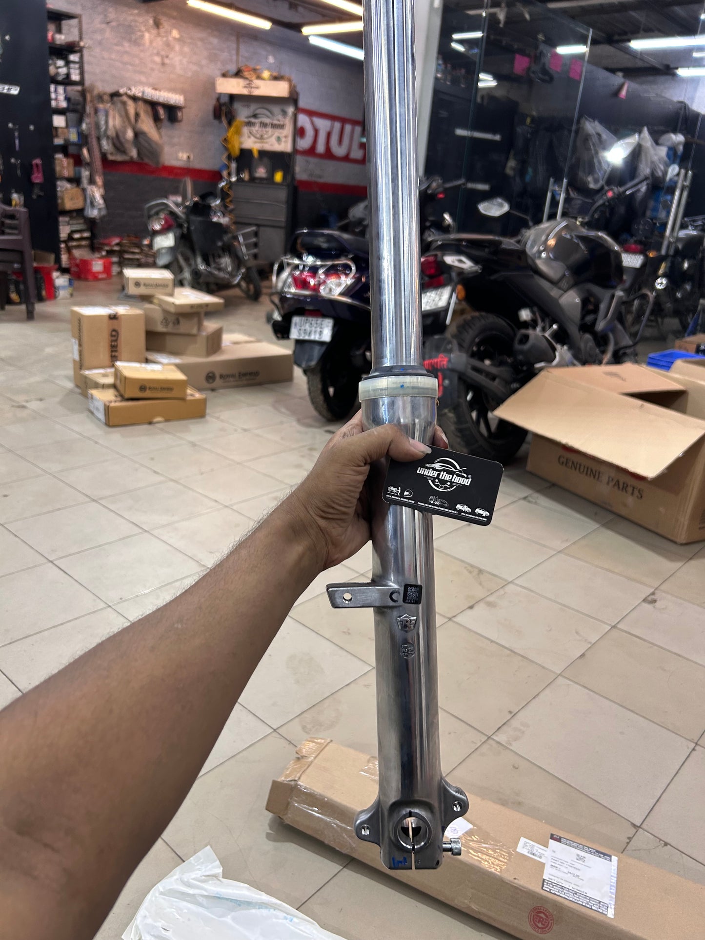 Royal Enfield Front Fork Assembly – LH (Left) – Classic 350 Reborn J-Series (BS6/Euro 5) – Part No. 1100183/D (family: 1100183/A, /B, /D)