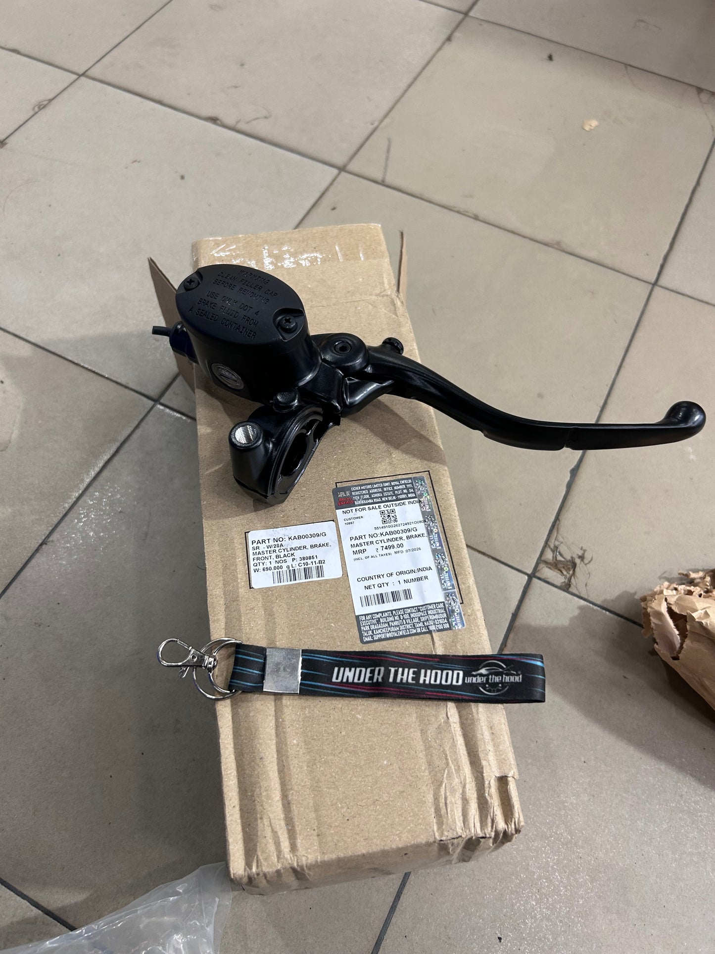 Royal Enfield Shotgun 650 Front Brake Master Cylinder Black KAB00309/G