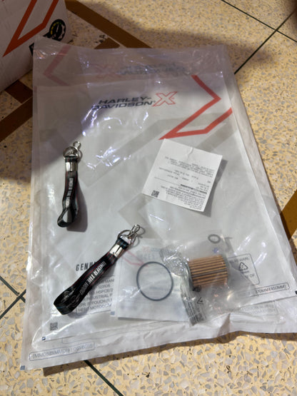 Harley-Davidson X440 / Hero Mavrick 440 Complete Oil Change Kit – Genuine 15W50 MA2 Engine Oil (2.3L) + Hero Oil Filter & Gasket Kit KHDH11113RAAA000S (15410ACA001S)