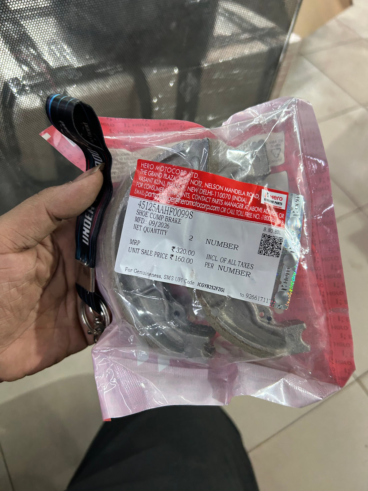 Hero Genuine Brake Shoe / Brake Liner 45125AAHF0099S | Splendor+, HF Deluxe, Glamour, Passion, Xtreme, Destini, Maestro & More