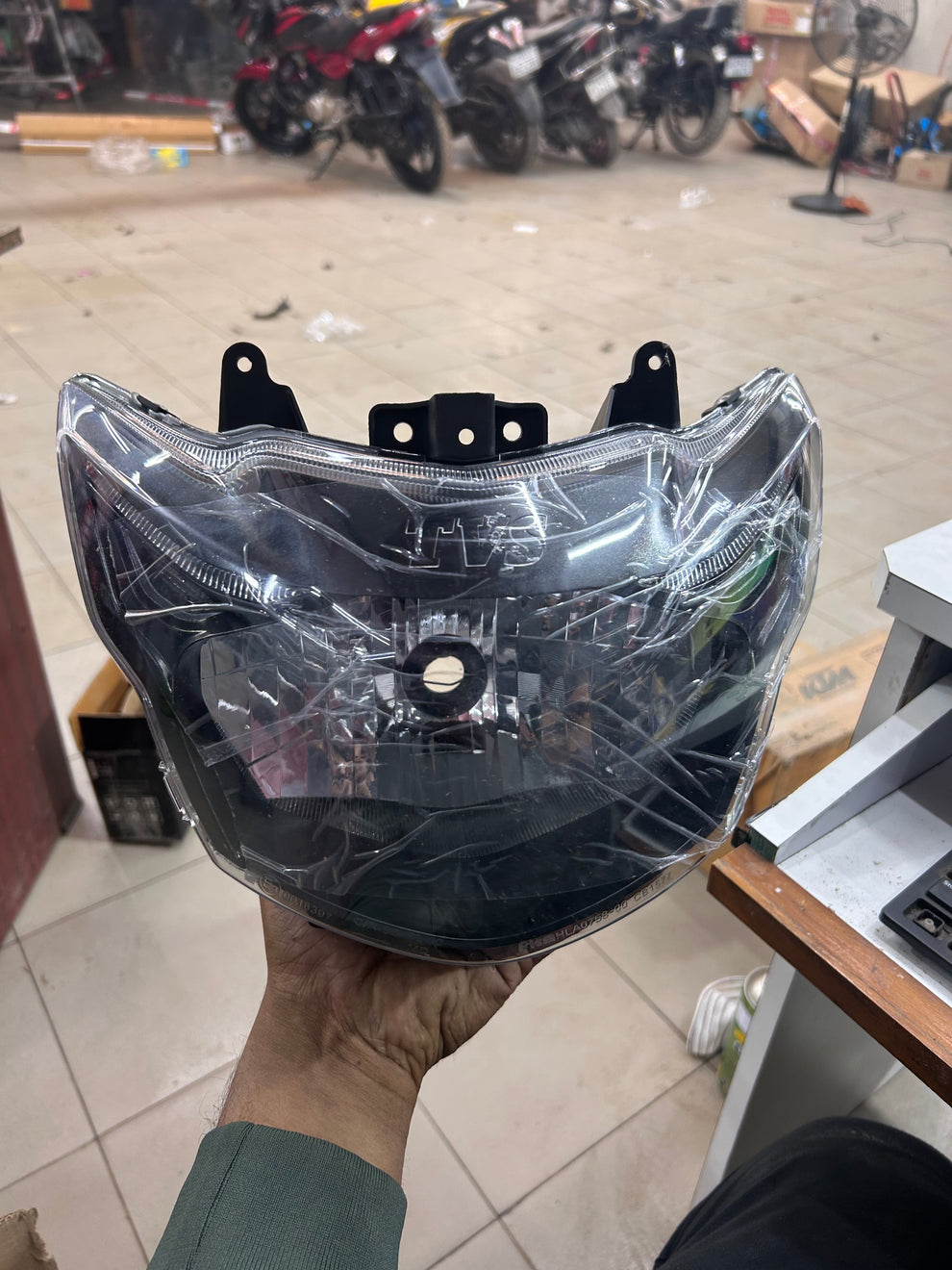 Headlight Assembly For Apache RTR – UNDER THE HOOD