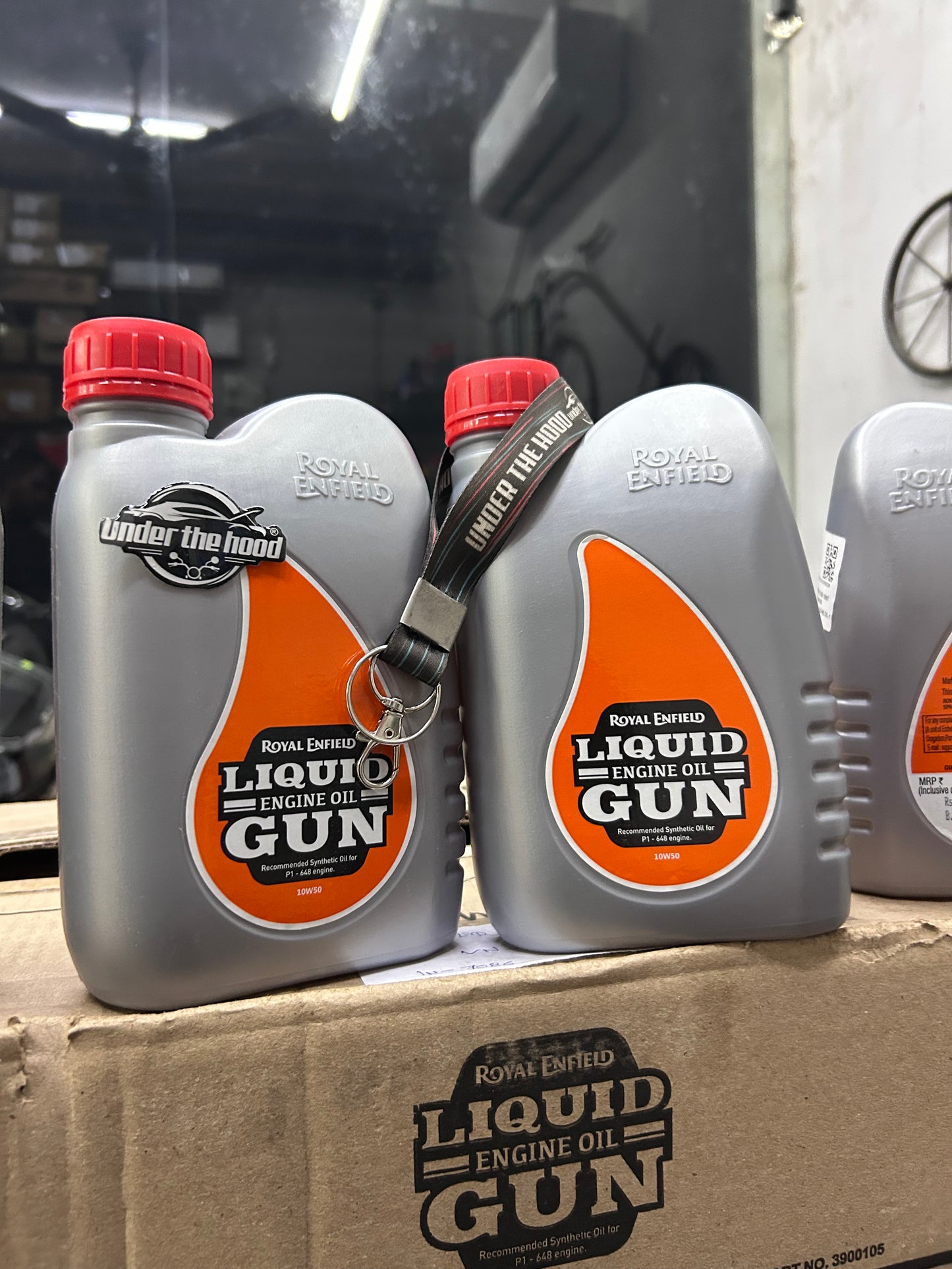 Royal Enfield Liquid Gun 10W50 Fully Synthetic Engine Oil 1L – Interceptor 650 / Continental GT 650 – Part 3900105