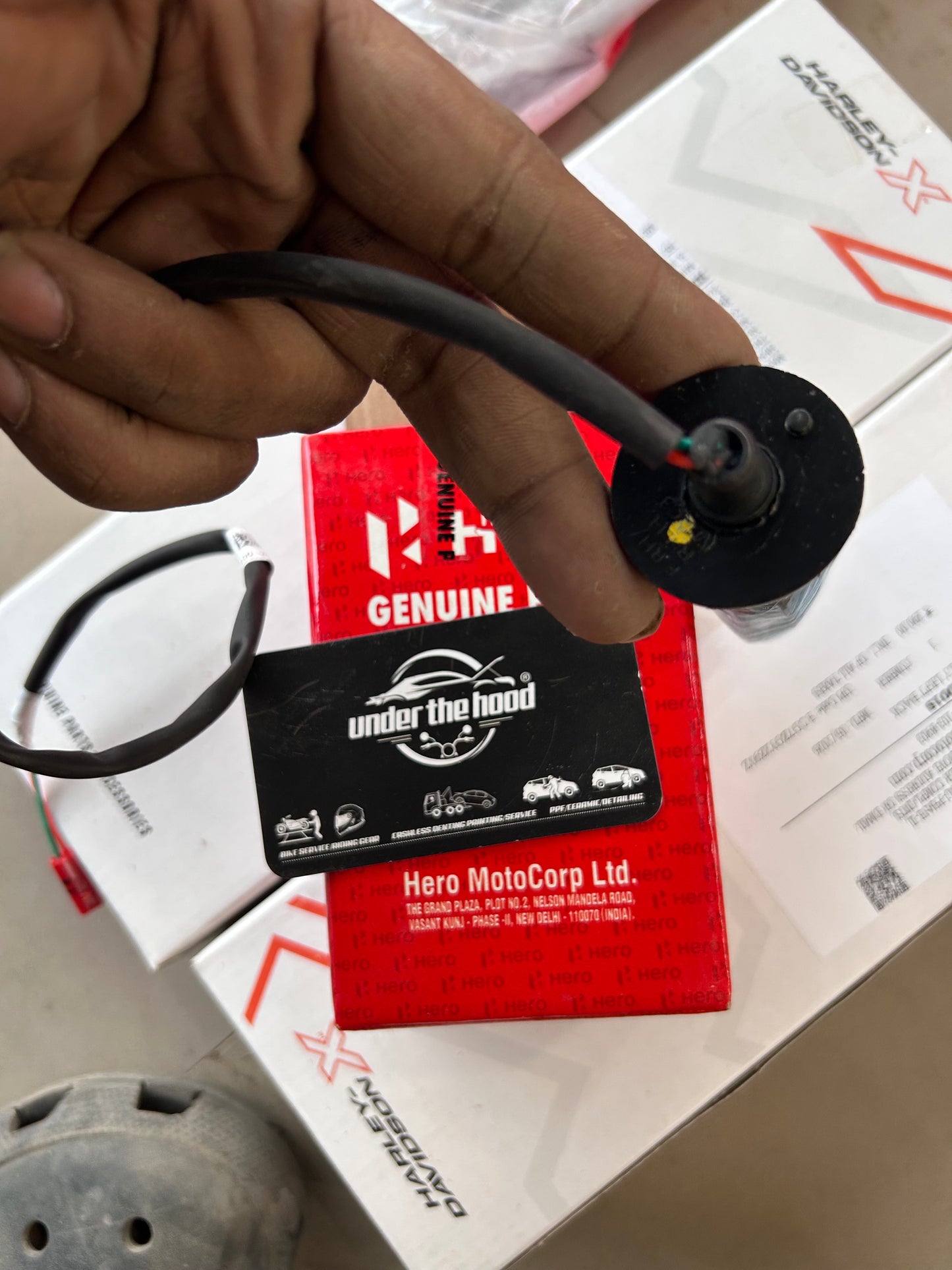 Hero Genuine Right Rear Winker Assembly for Glamour XTEC 2 | RH Rear Indicator / Right Rear Turn Signal | ADJRA8C000000G