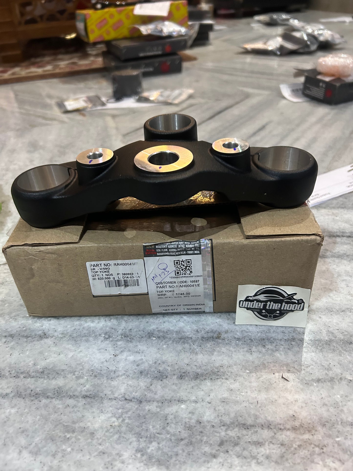 Royal Enfield RAH00041/E – Top Yoke (Upper Triple Clamp) | Fits All Hunter 350 Models – Dapper, Rebel, Factory & Metro