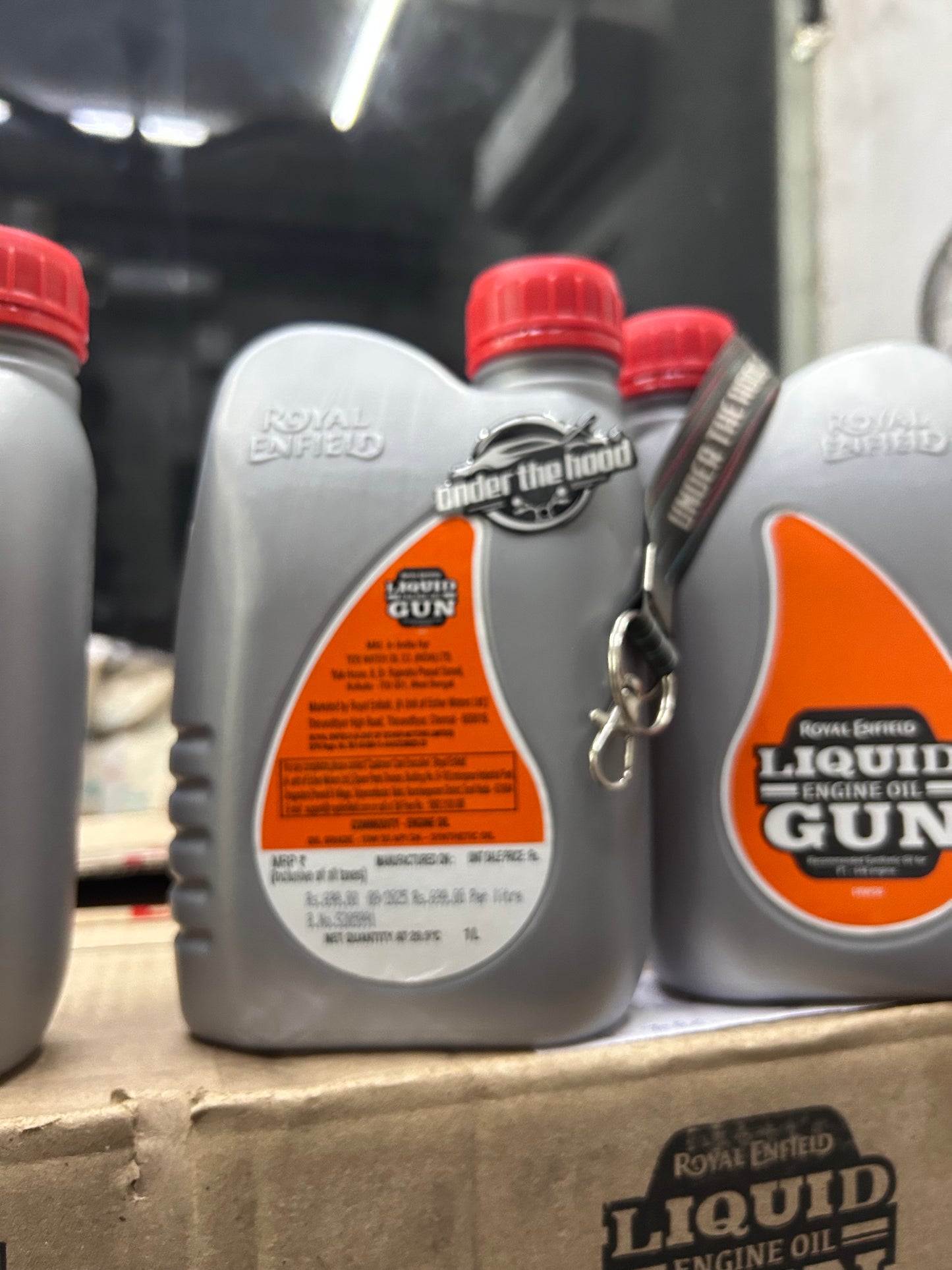 Royal Enfield Liquid Gun 10W50 Fully Synthetic Engine Oil 1L – Interceptor 650 / Continental GT 650 – Part 3900105