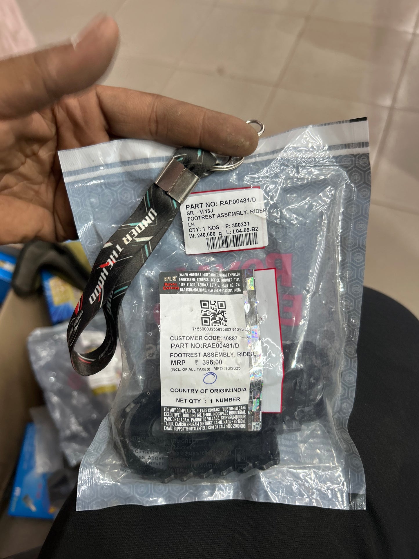 Royal Enfield Left Rider Footrest Assembly – OEM (RAE00481) for Bear 650